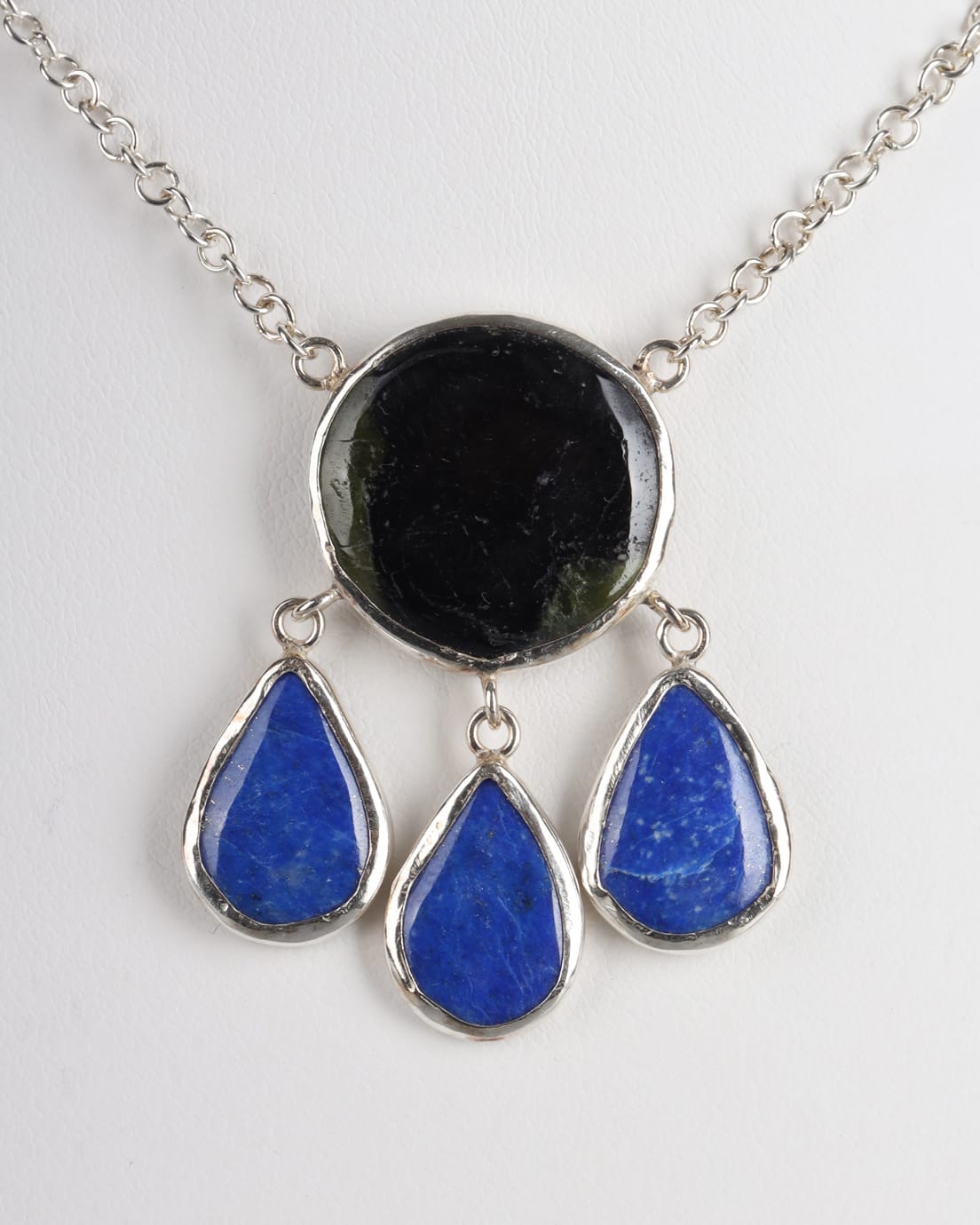 Beroch & Lapis Lazuli Silver Pendant necklace
