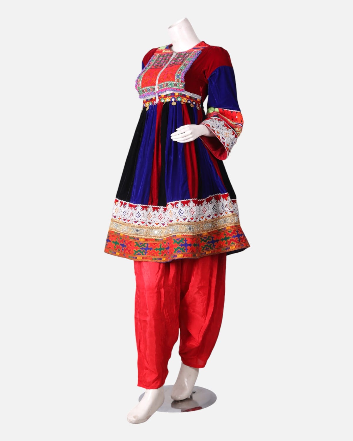 Velvet Qaraq Dozi Dress & Chadar Set