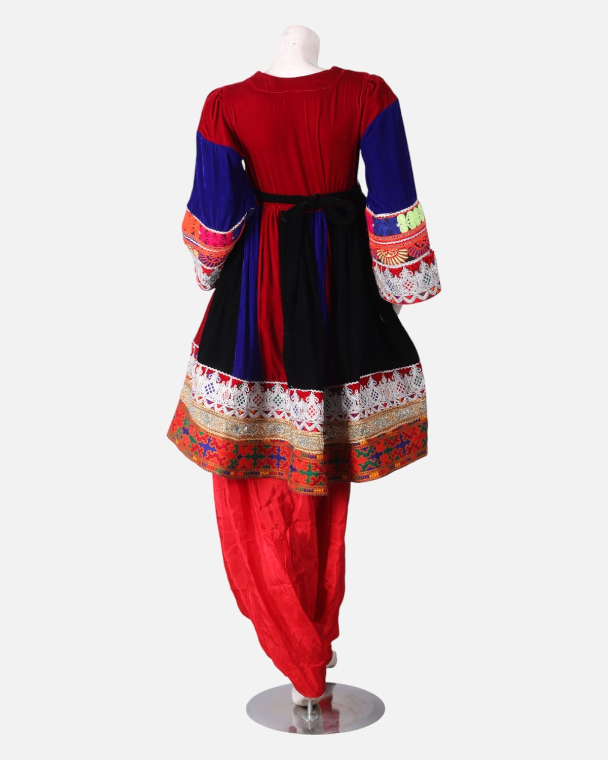 Velvet Qaraq Dozi Dress & Chadar Set