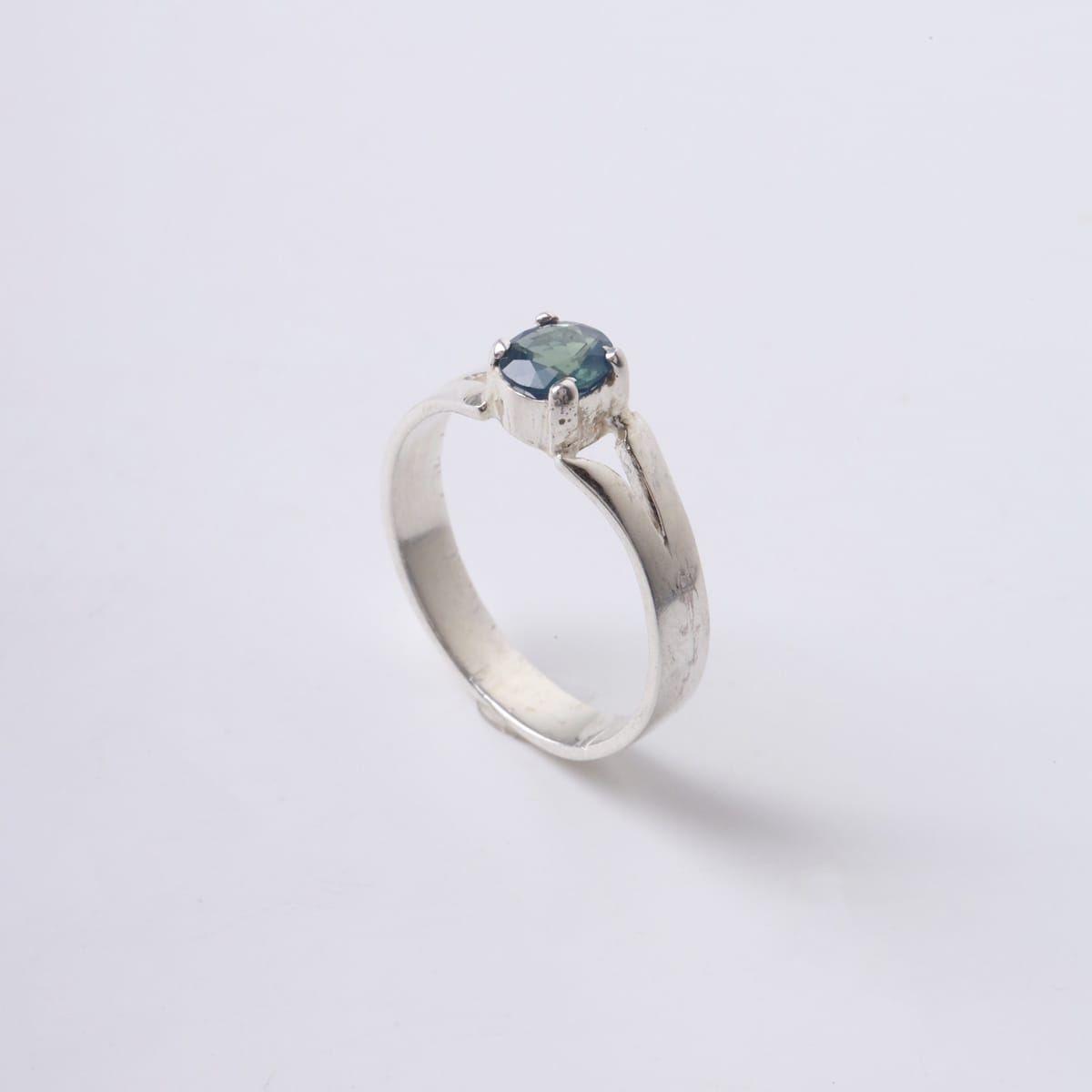 Noorstani Silver Gemstone Ring