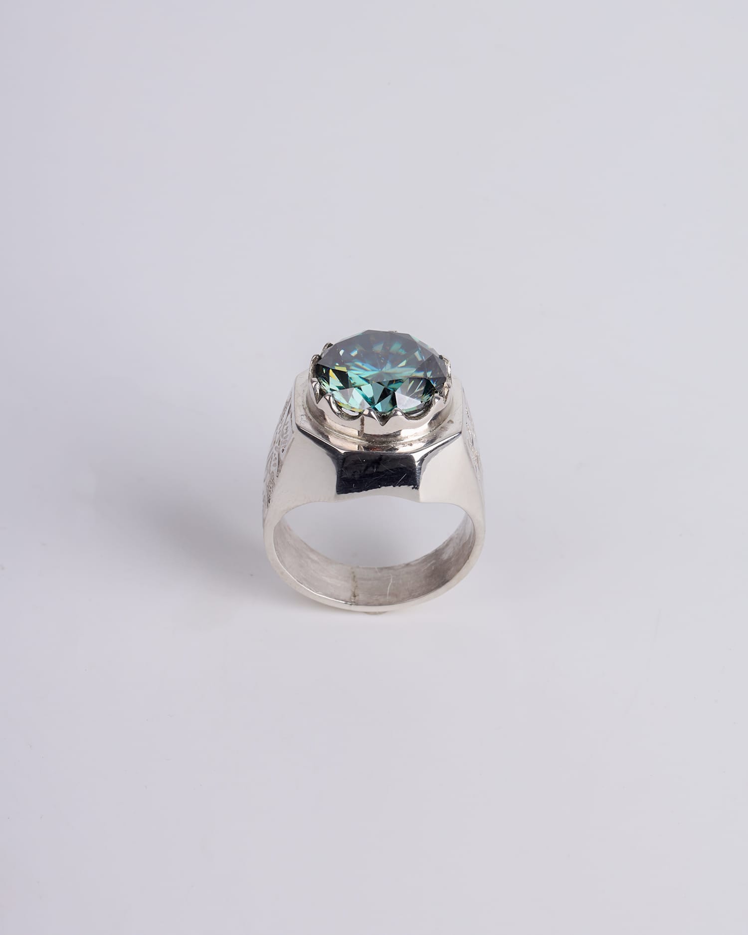 Men’s Diamond Moissanite Ring