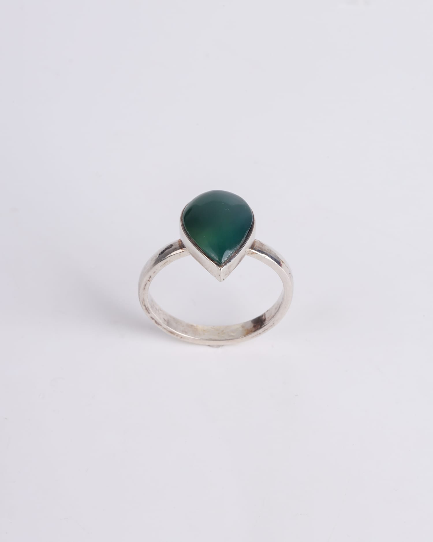 Elegant Green Agate Drop Ring