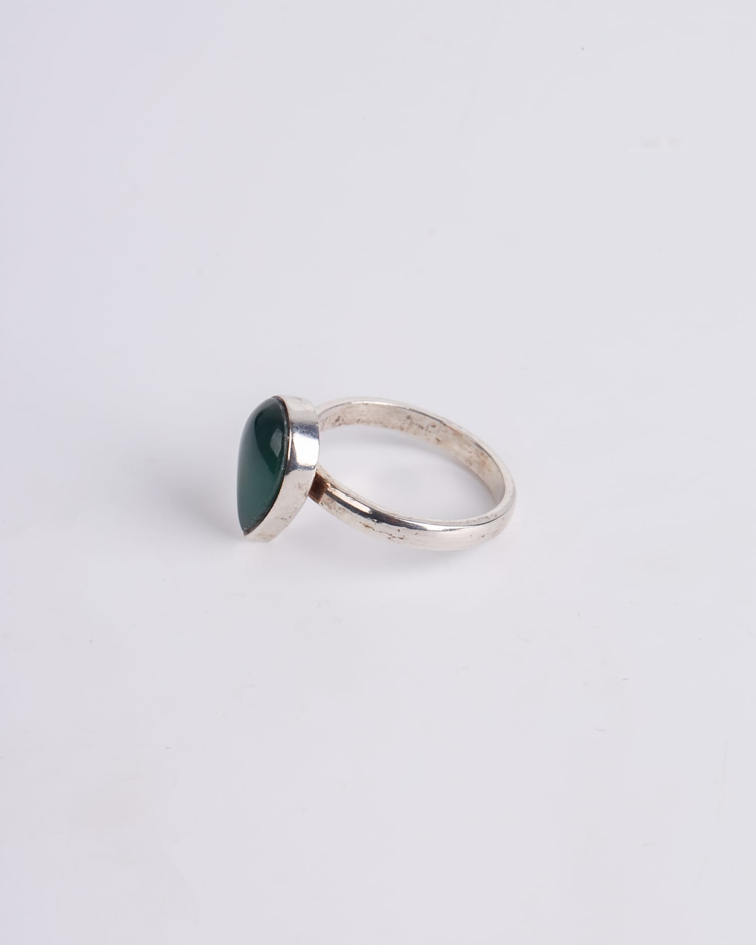 Elegant Green Agate Drop Ring