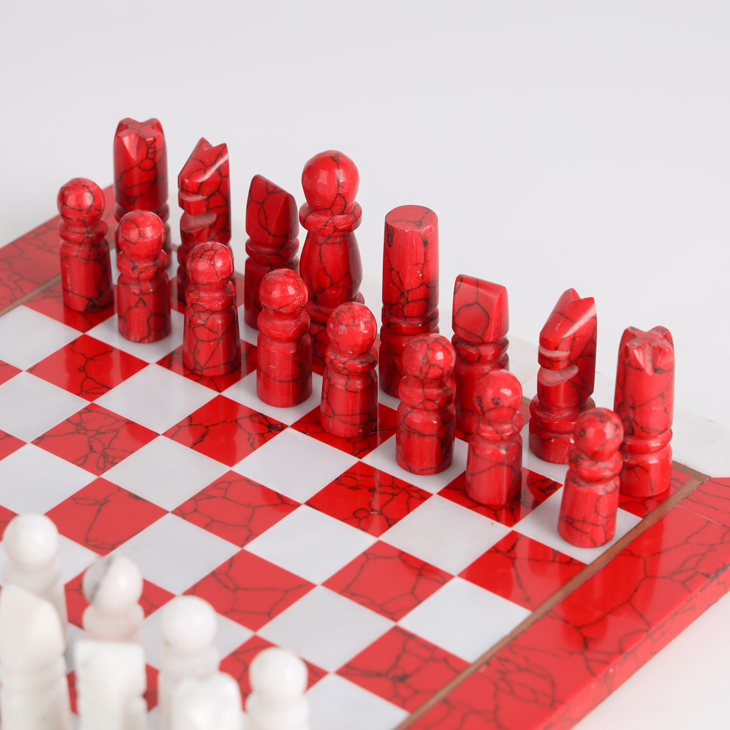 Marjan Chess Set Red & White Stone Decorative