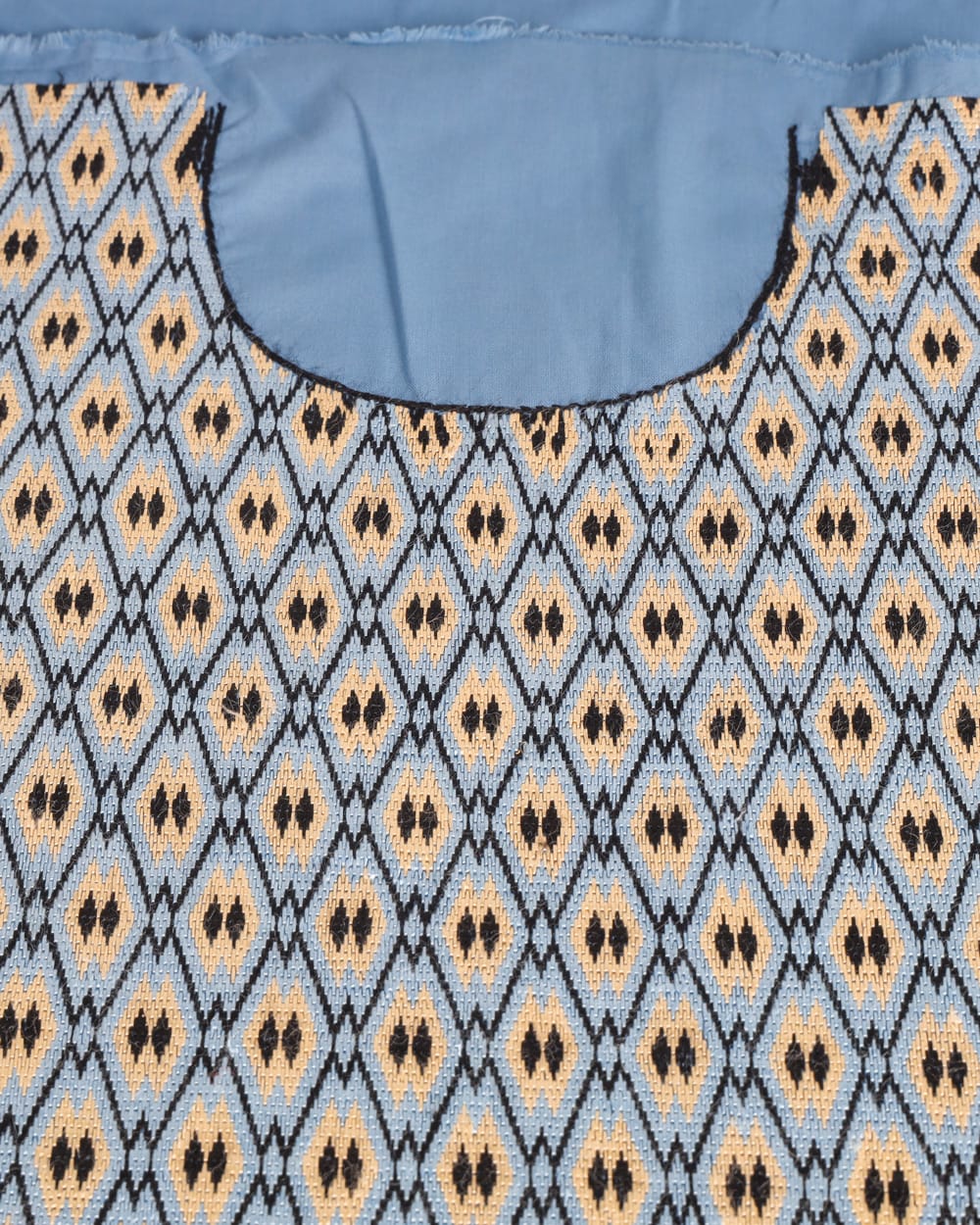 Men’s Afghan Khanjar Outfit with Shawl