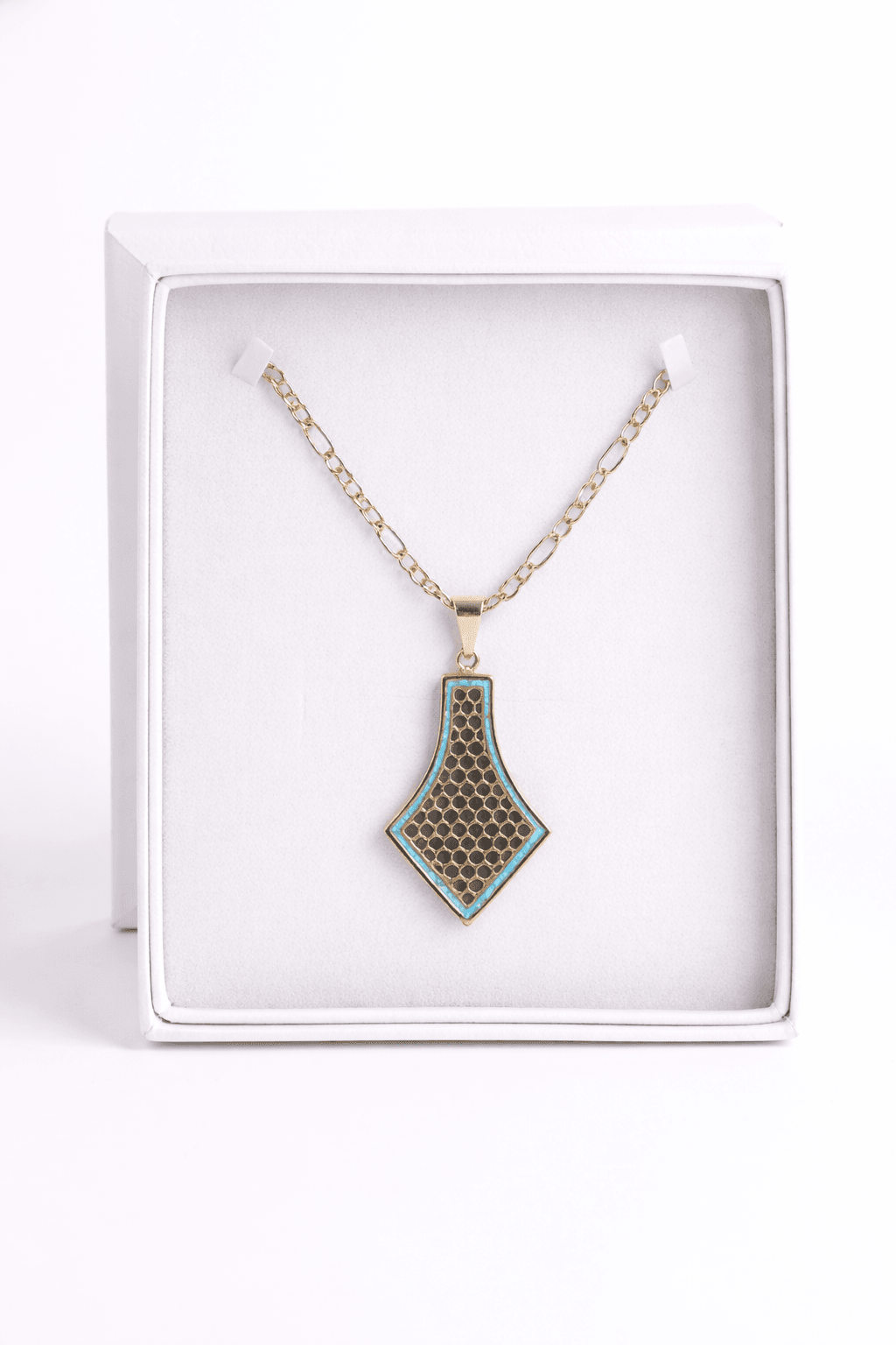 Elegant Honeycomb Necklace with Turquoise