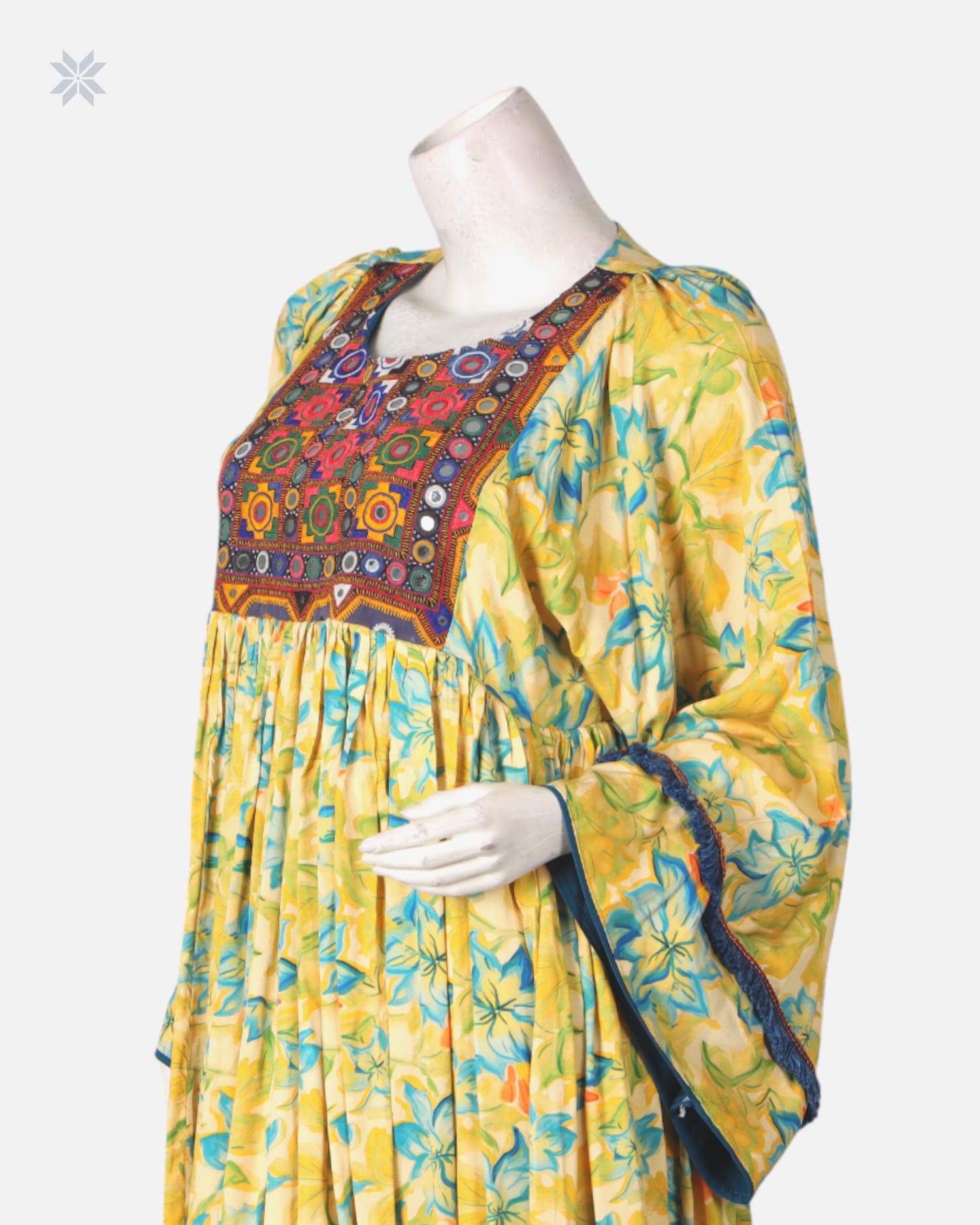 Elegant Cotton Dress with Embroidery