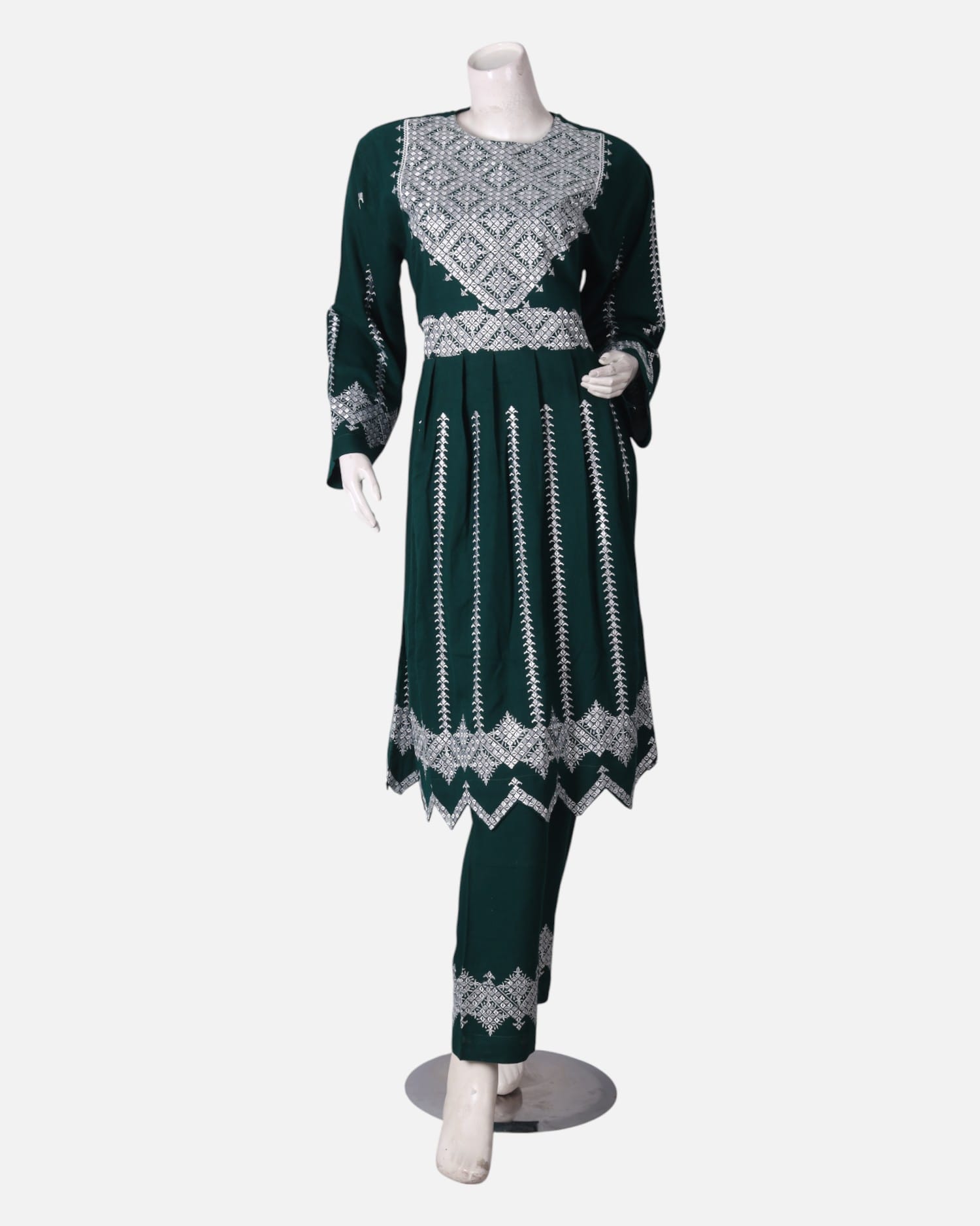 Hazargi Traditional Outfit – Dark Green Embroidered Afghan Dress with Shawl