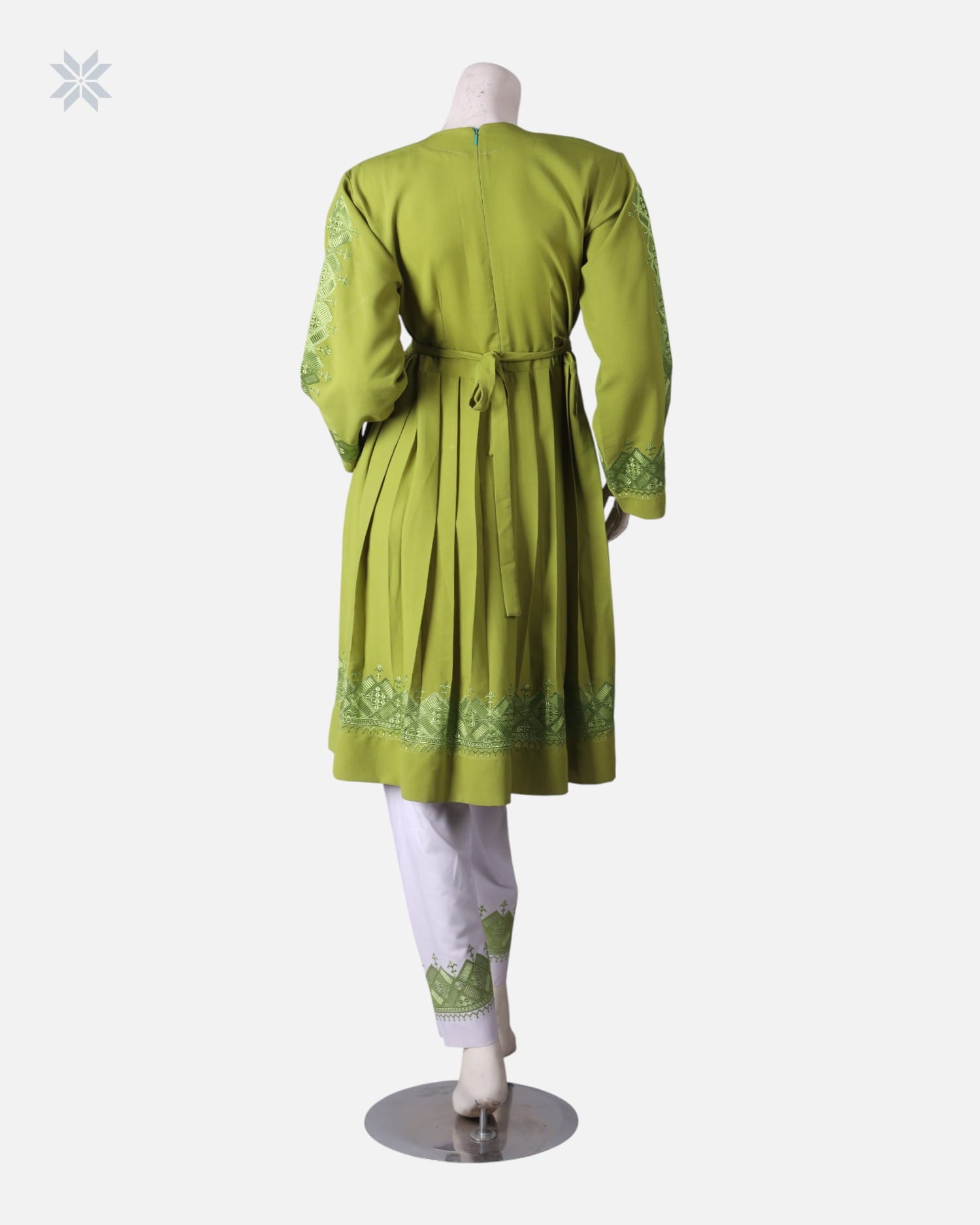 Light Green Pleated Dress with Matching Pants - Cloth Sizes Women: Medium