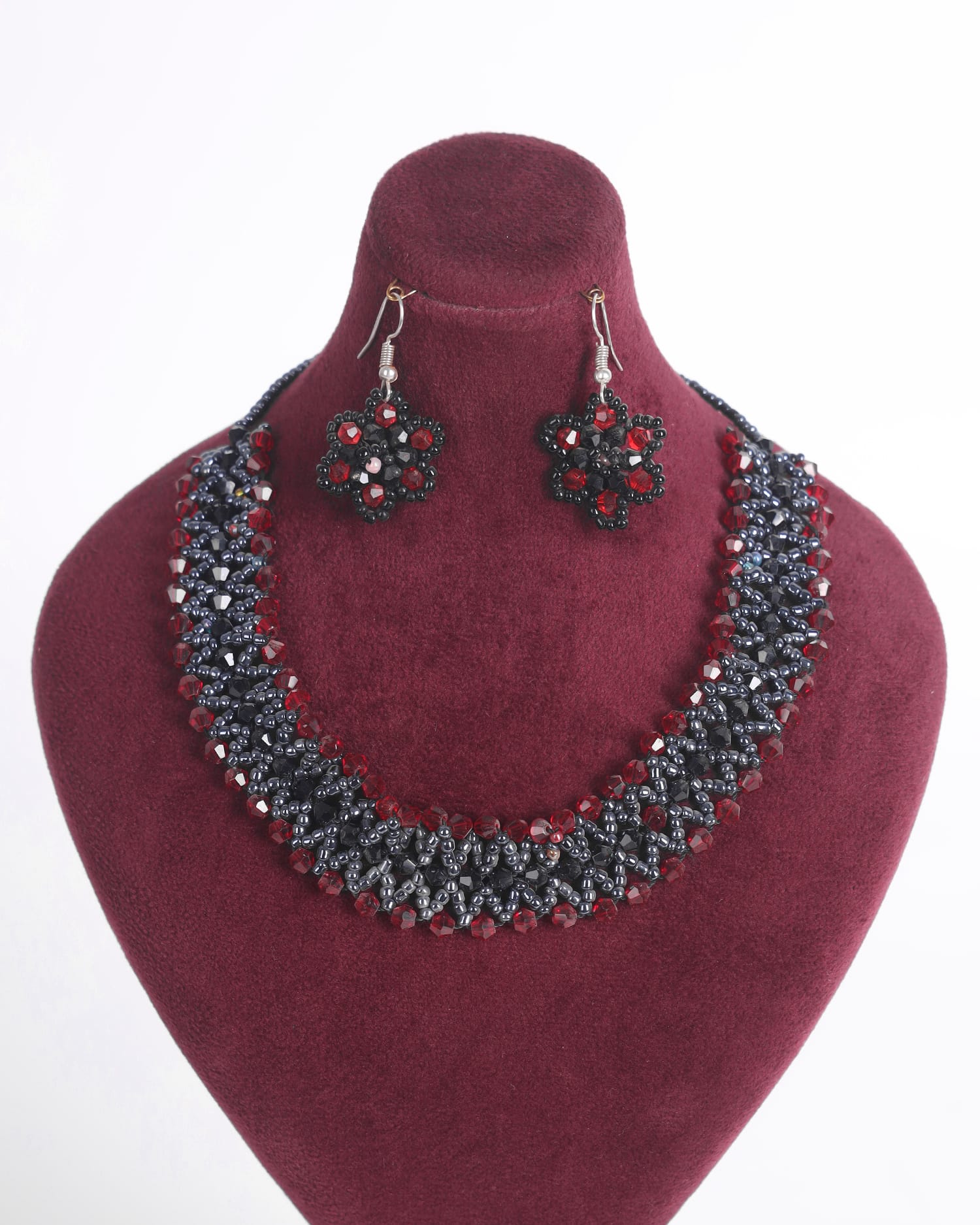 Red & Black Beaded Jewelry Set