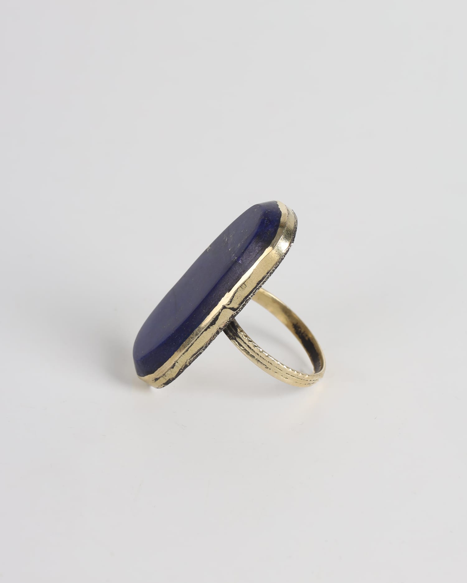 Handmade Lapis Lazuli Ring – Steel with Lapis from Bamiyan