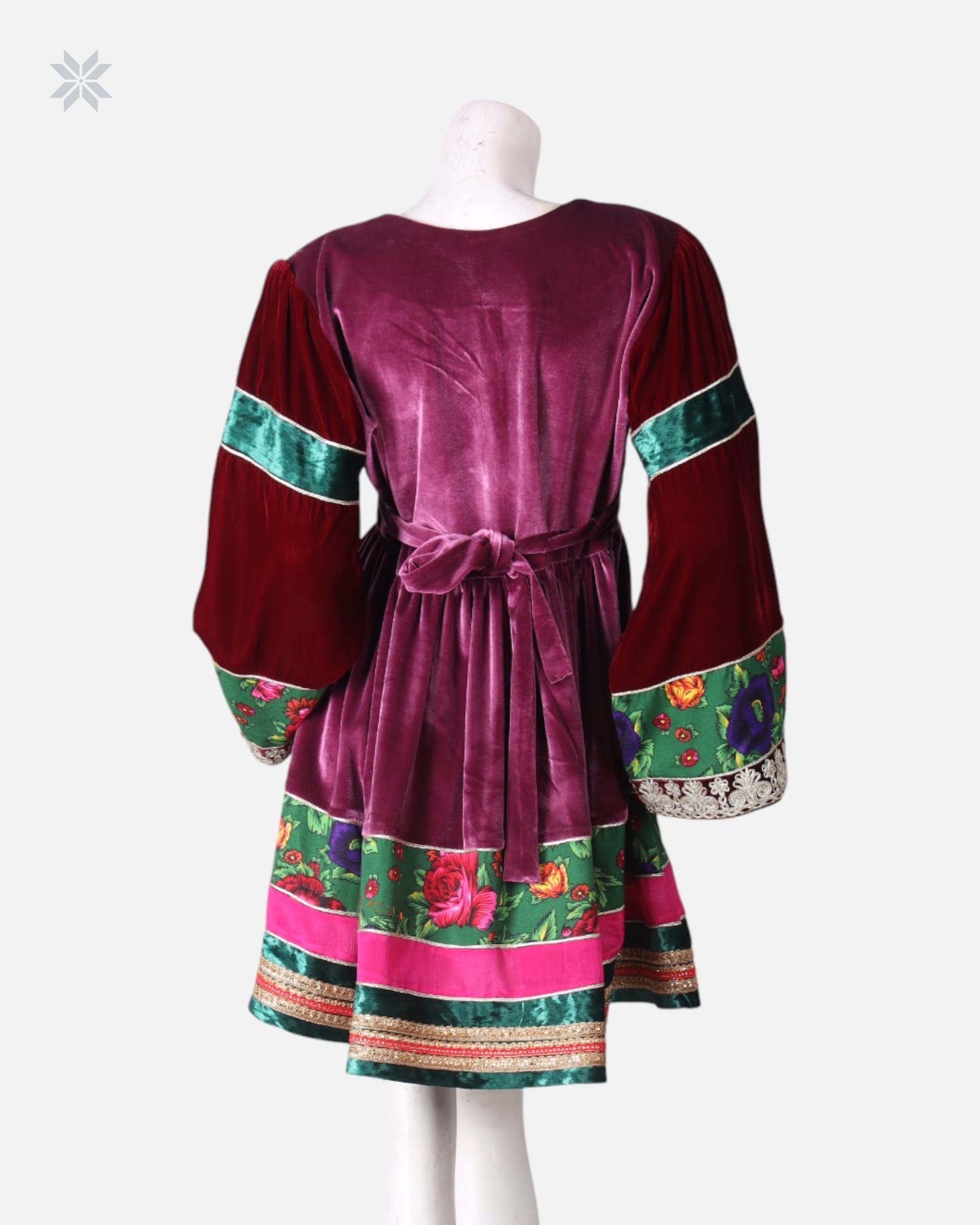 Short Velvet Dress Embroidery & Green Chador