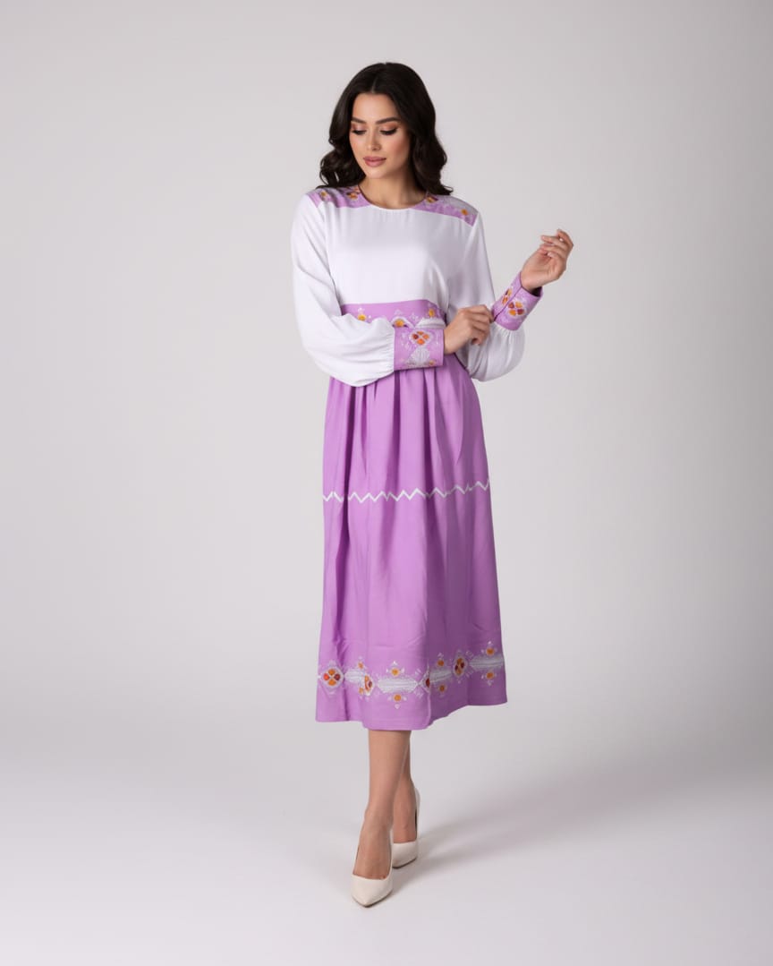 Lavender & White Women’s Simple Dress