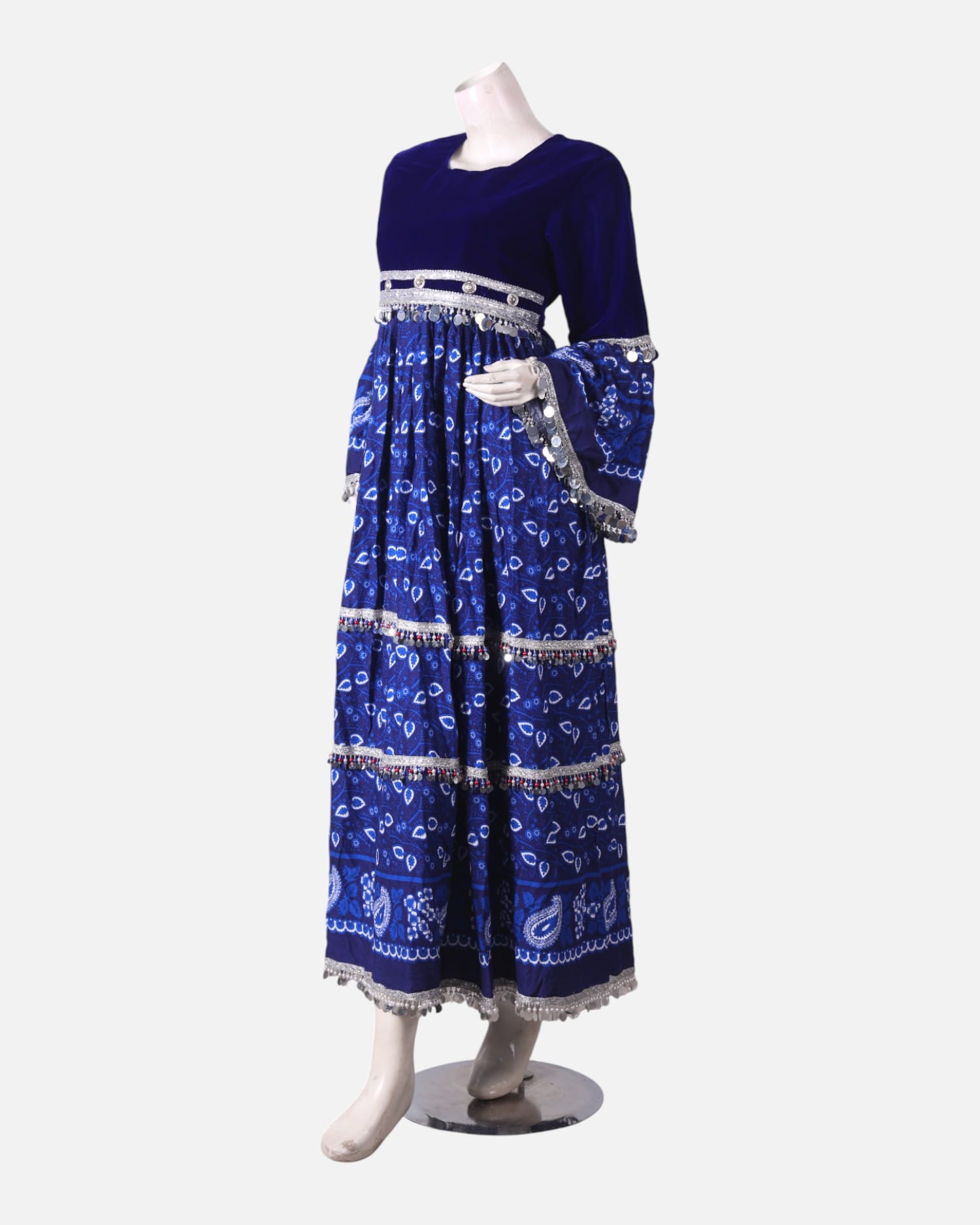 Blue & White Handwoven Wedding Dress – Traditional Embroidered Bridal Wear