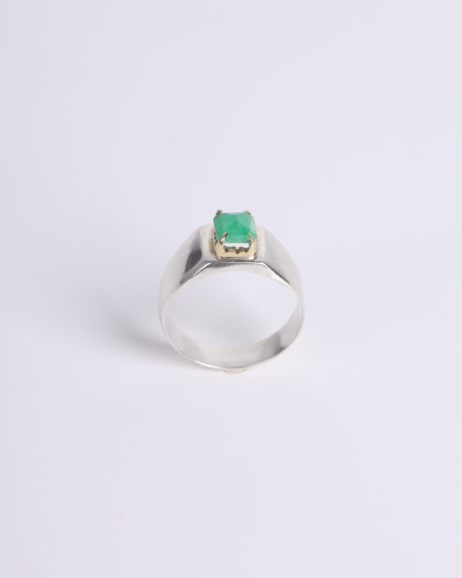Ring with Panjshir Emerald – 925 Sterling Silver