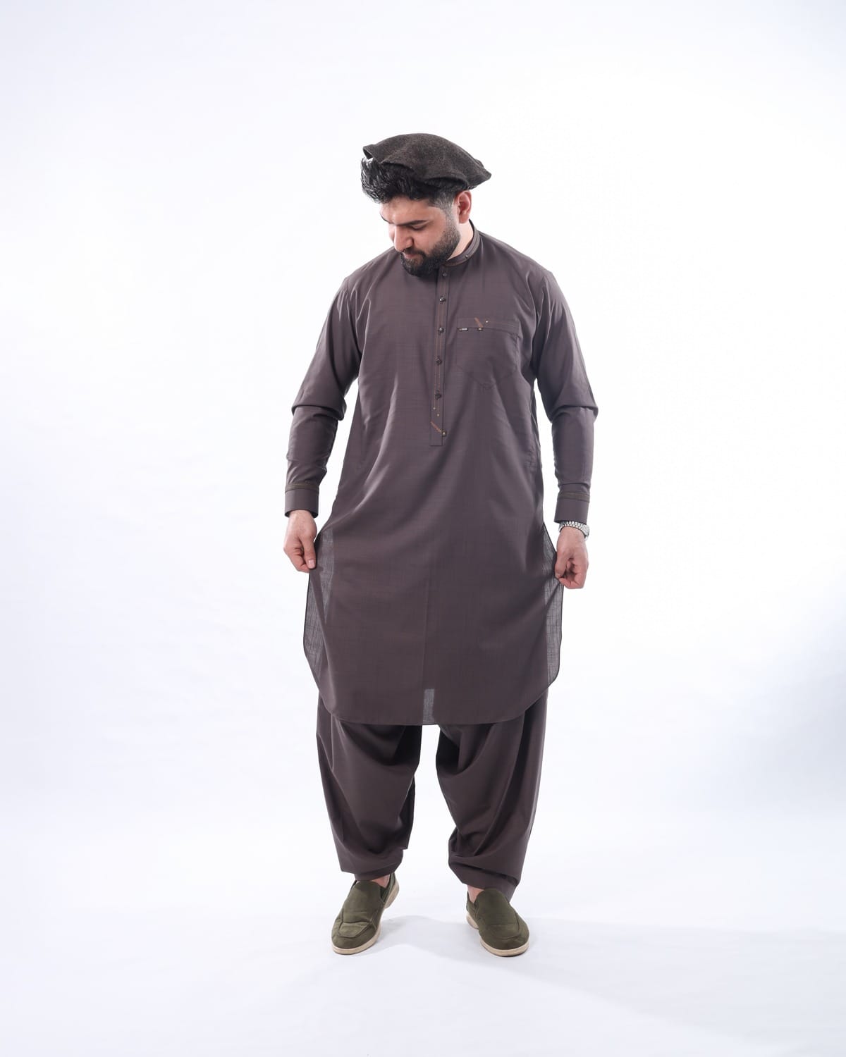 Shalwar Kameez for Men – Comfortable EID Outfit