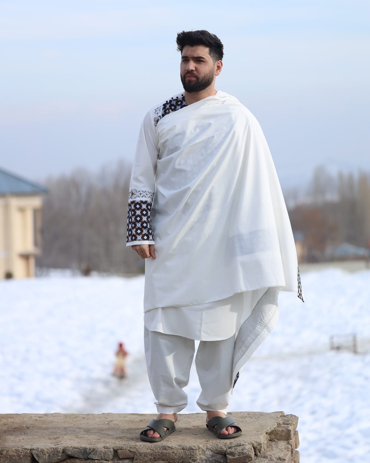 Clothes for Men Afghan White Shalwar Kameez with Shawl