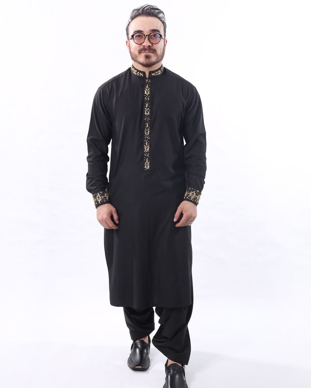 Men Black Perahan Tunban with Gold Embroidery