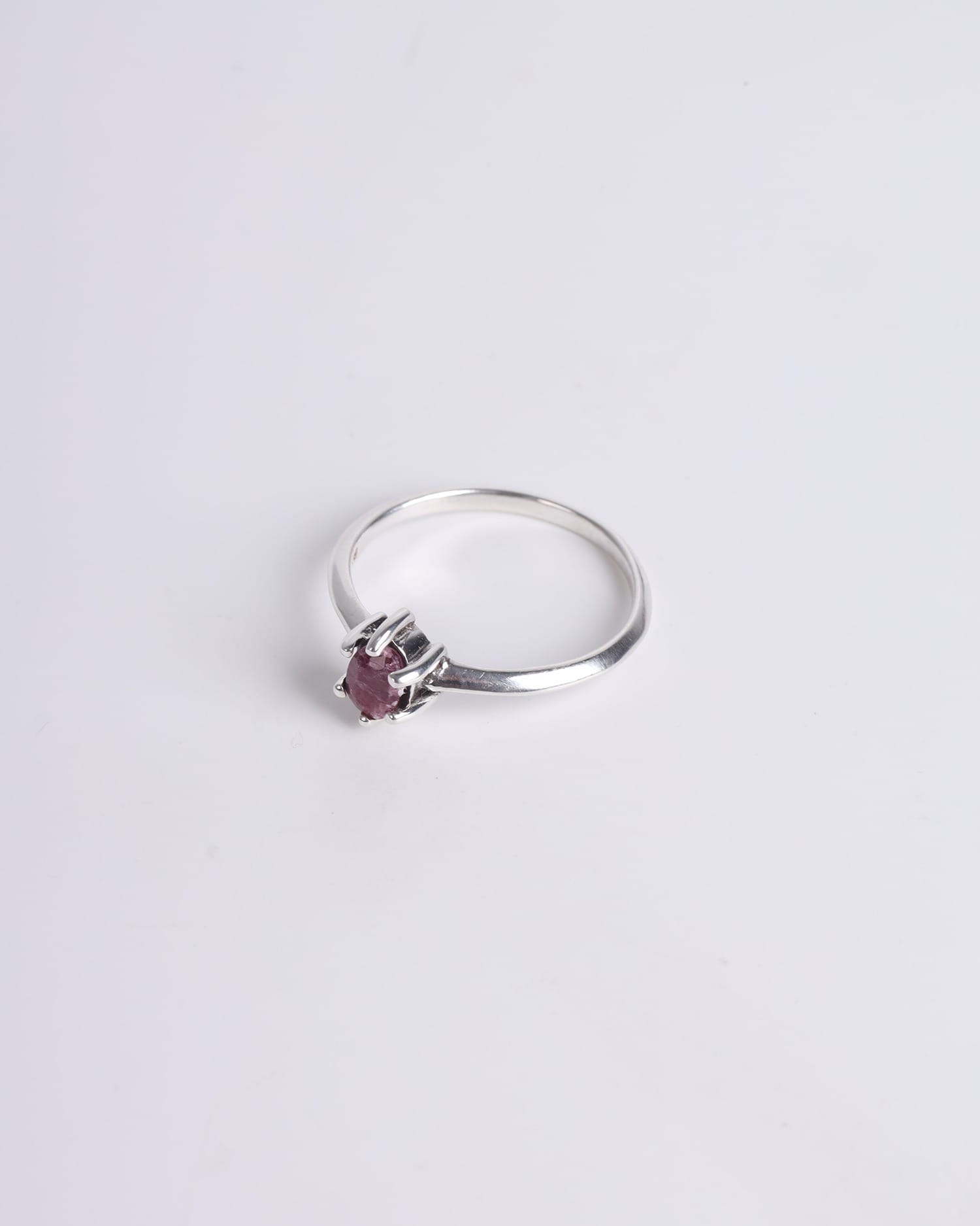 Elegant Women’s Silver Ruby Ring – Quality Fine Jewelry Gift