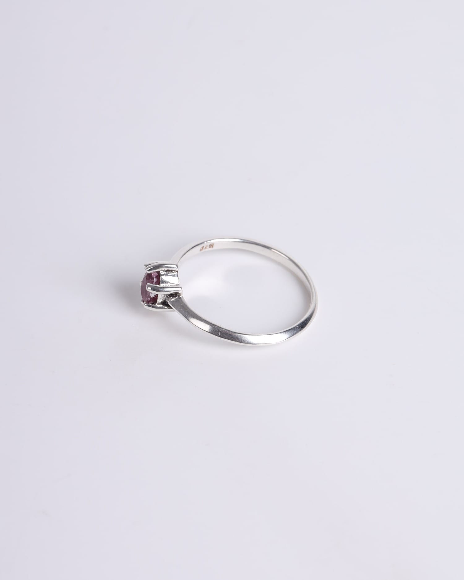 Elegant Women’s Silver Ruby Ring – Quality Fine Jewelry Gift