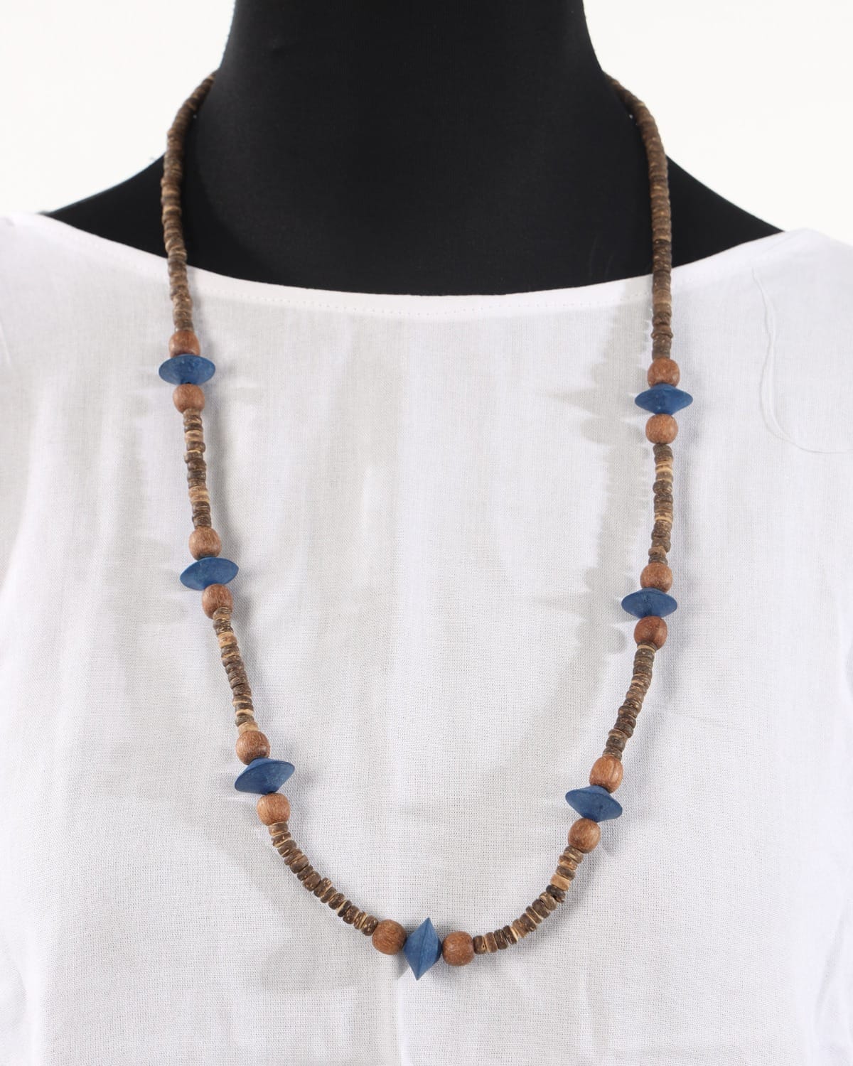 Handcrafted Wooden Necklace with Blue Accent Beads – Natural Style Jewelry