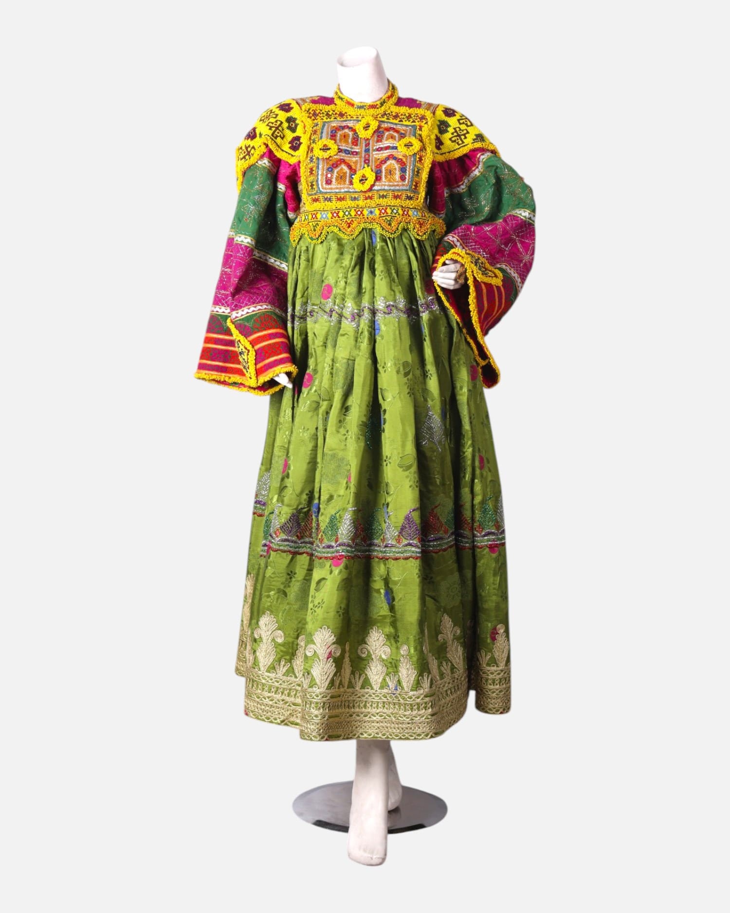 Traditional Kooche Dress with Hand Embroidered Velvet and Pink Chador
