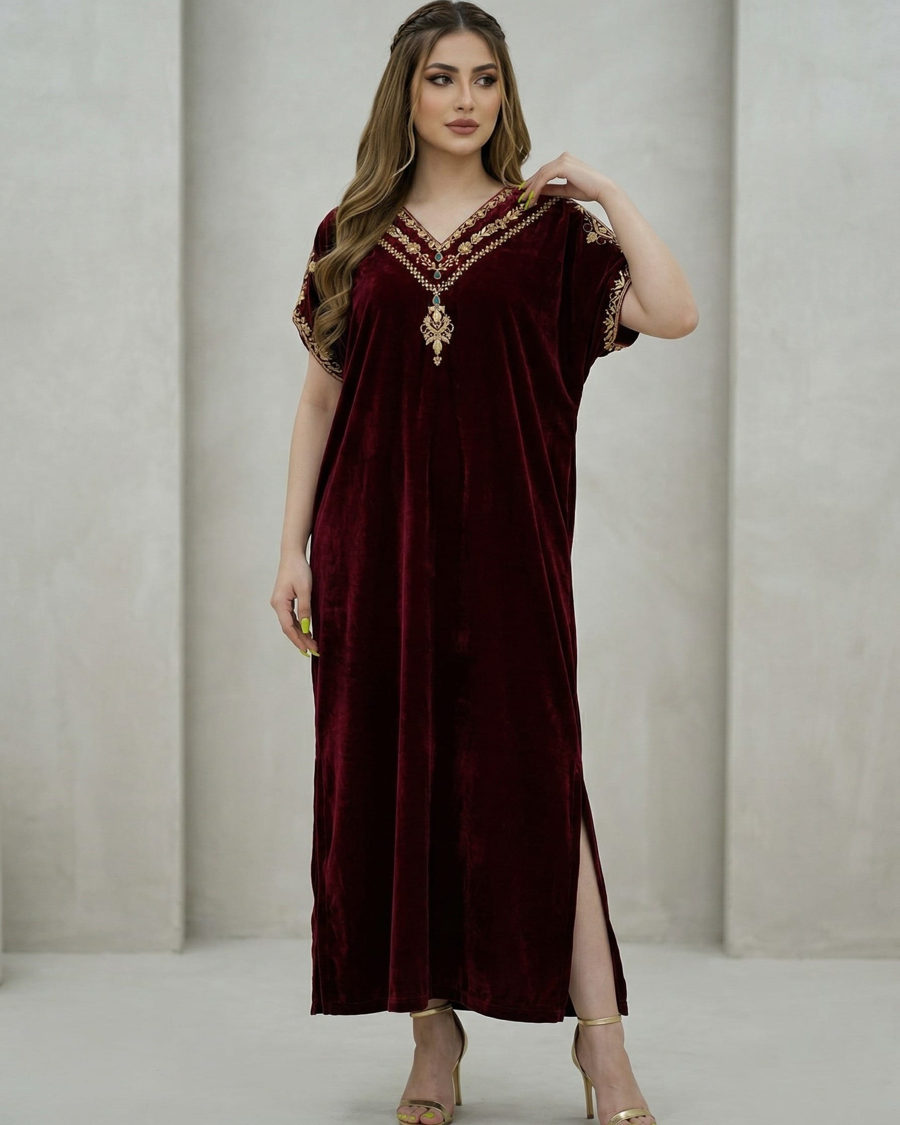 Red Velvet Long Dress Maxi with Arabic Style - Cloth Sizes Women: Free Size Red Velvet Long Dress Maxi with Arabic Style - Cloth Sizes Women: Free Size