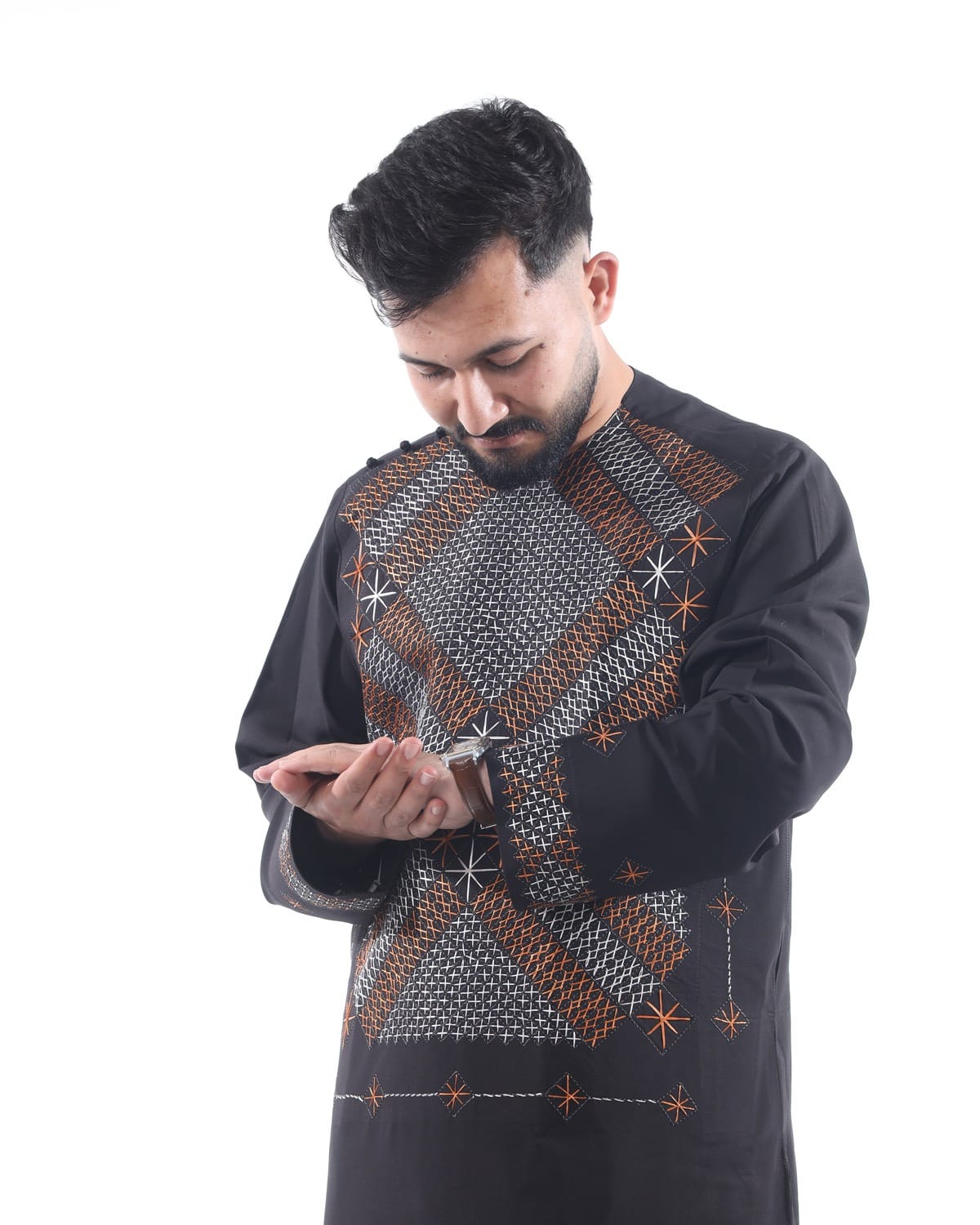 Afghan Men’s Embroidered Outfit with Shawl