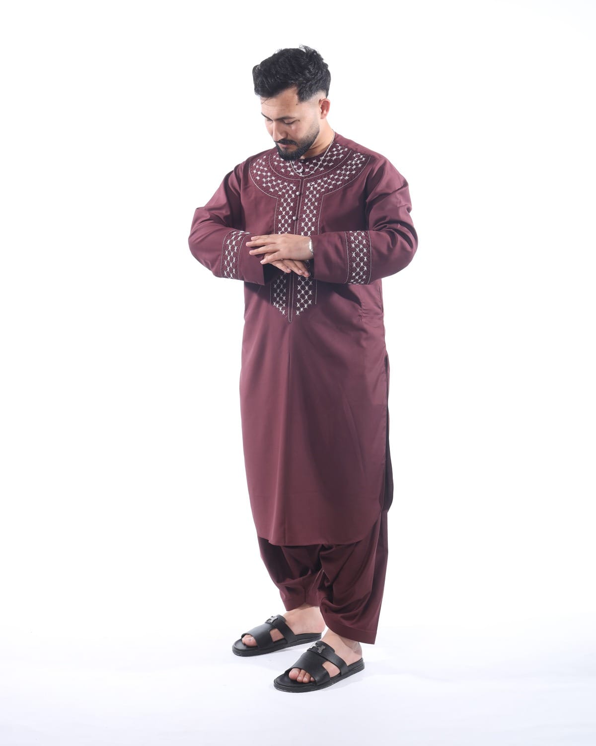 Arabic Men’s Style Hand Embroidered Burgundy Outfit with Shawl