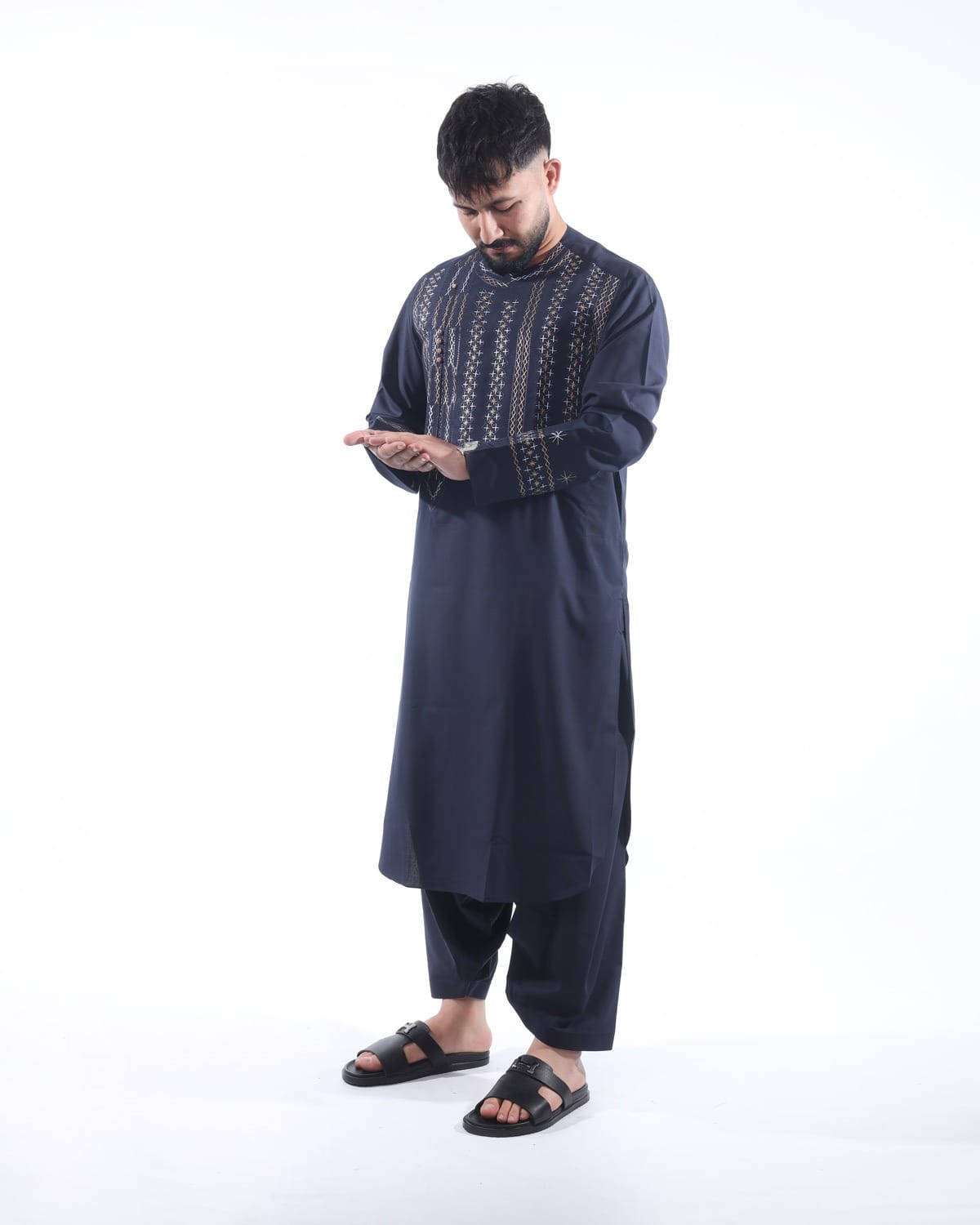 Qasimi Men Style Pehran Tumban