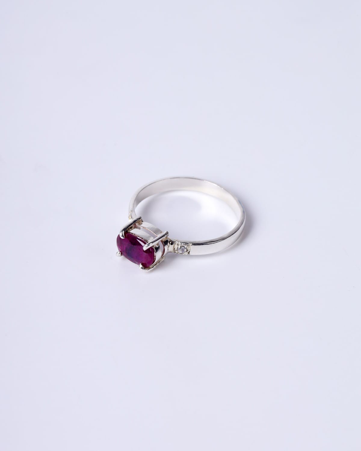Ruby Ring in Silver – Elegant Red Design with Natural Ruby