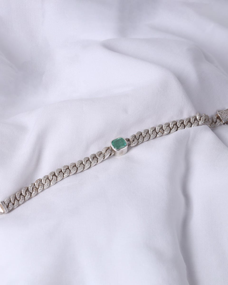 Emerald Silver Luxury Bracelet – 4CT Statement Chain