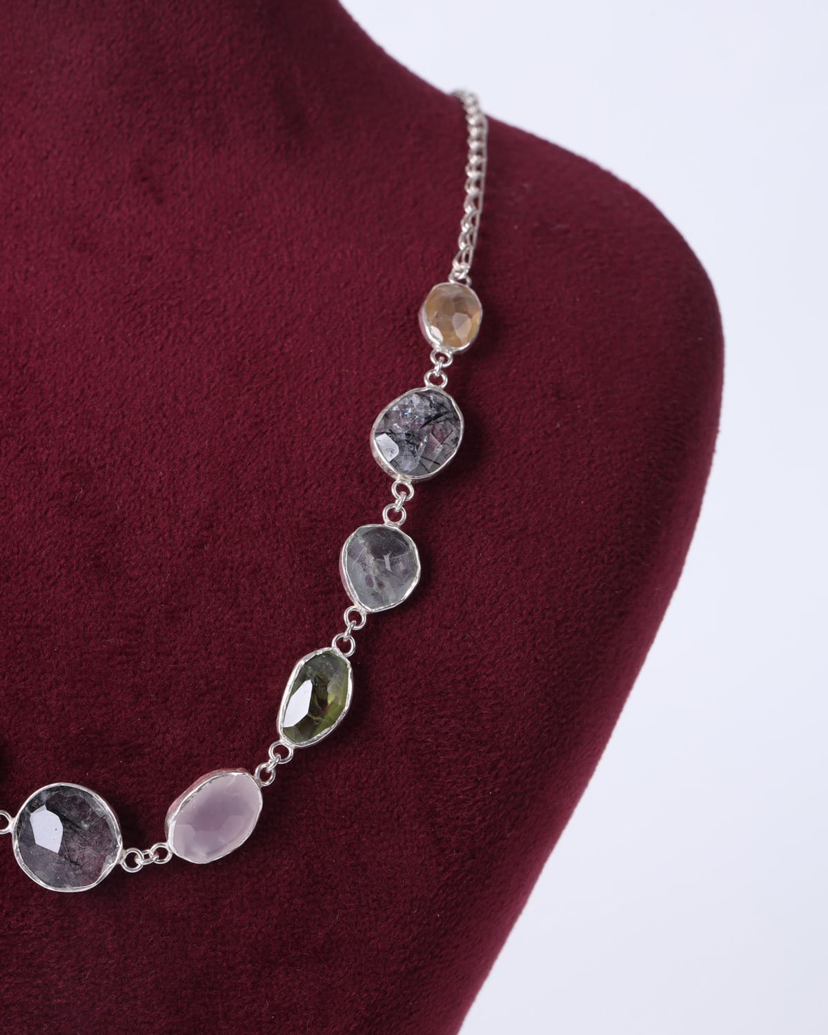 Emerald Silver Jewelry Set, Necklace & Bracelet