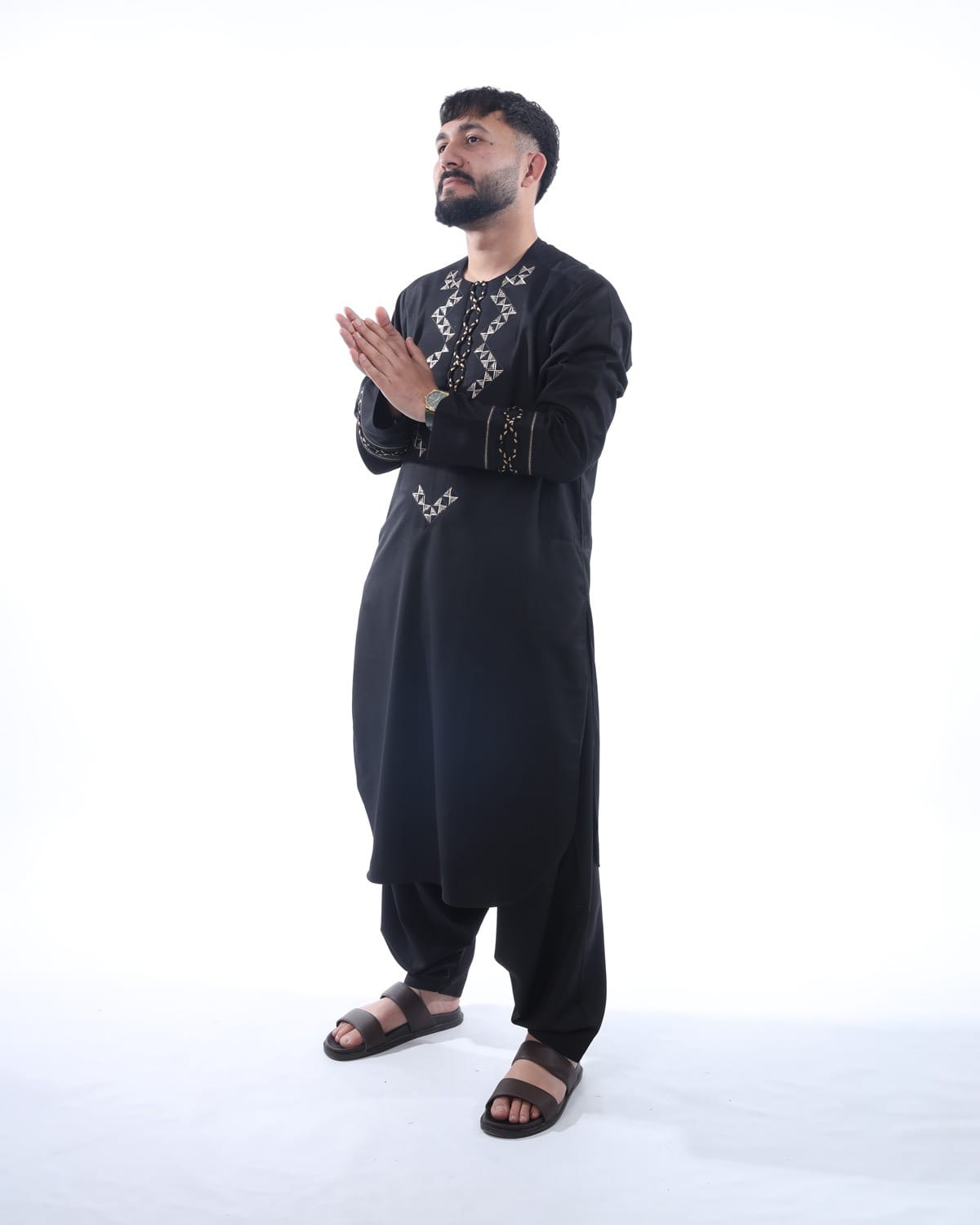 Black Arabic Men Design Pehran Tumban with Shawl
