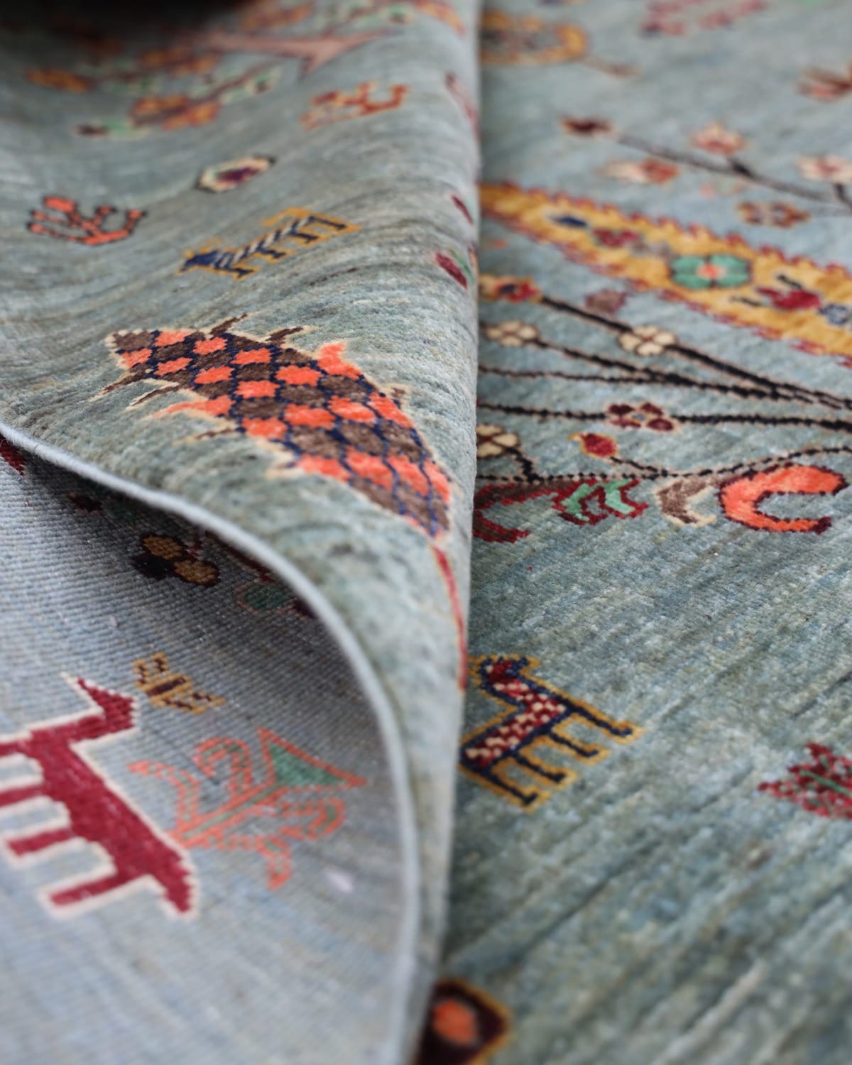 Handmade Wool Carpet – Vibrant Floral Design