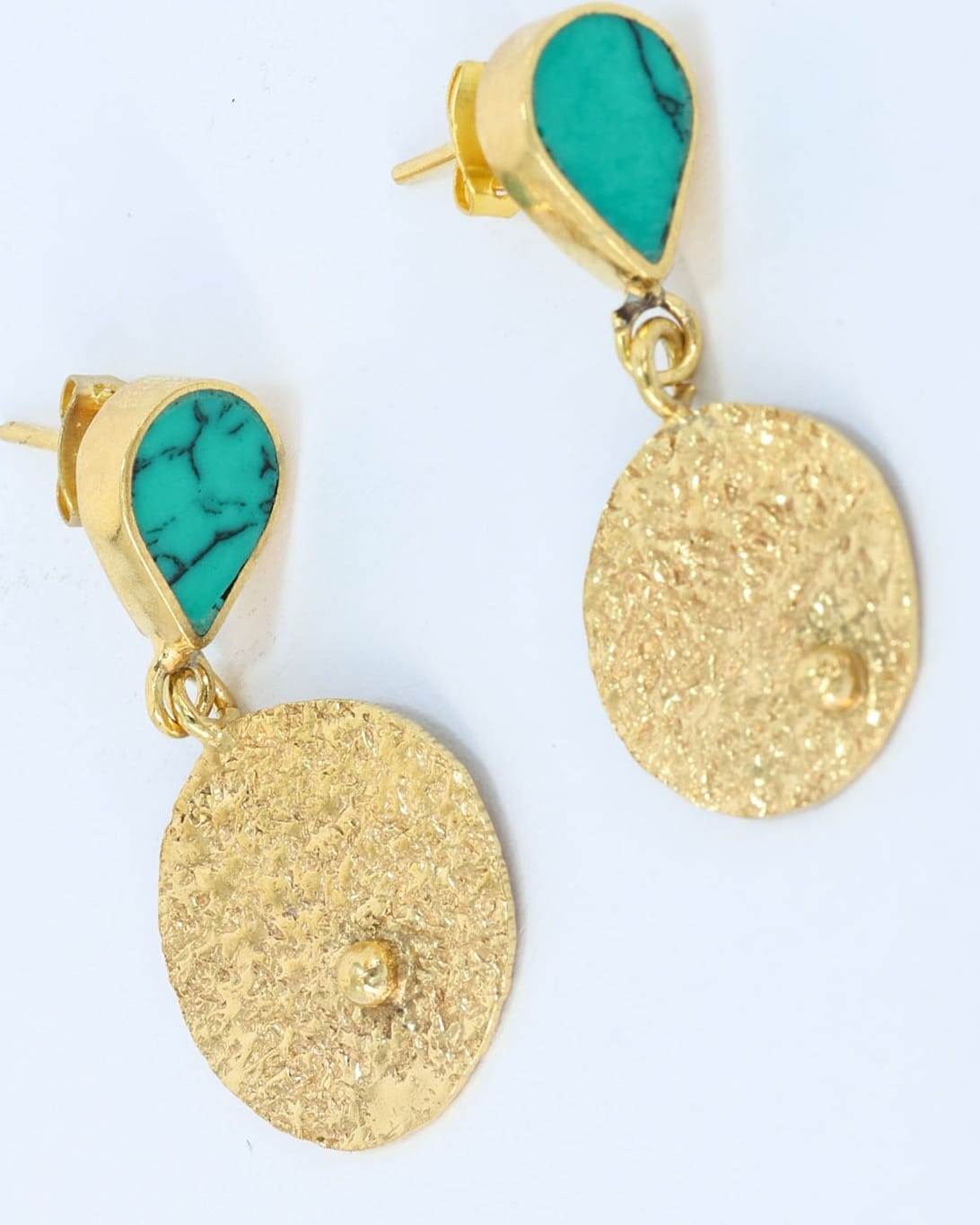 Queen Turquoise Gold Plated Drop Earrings