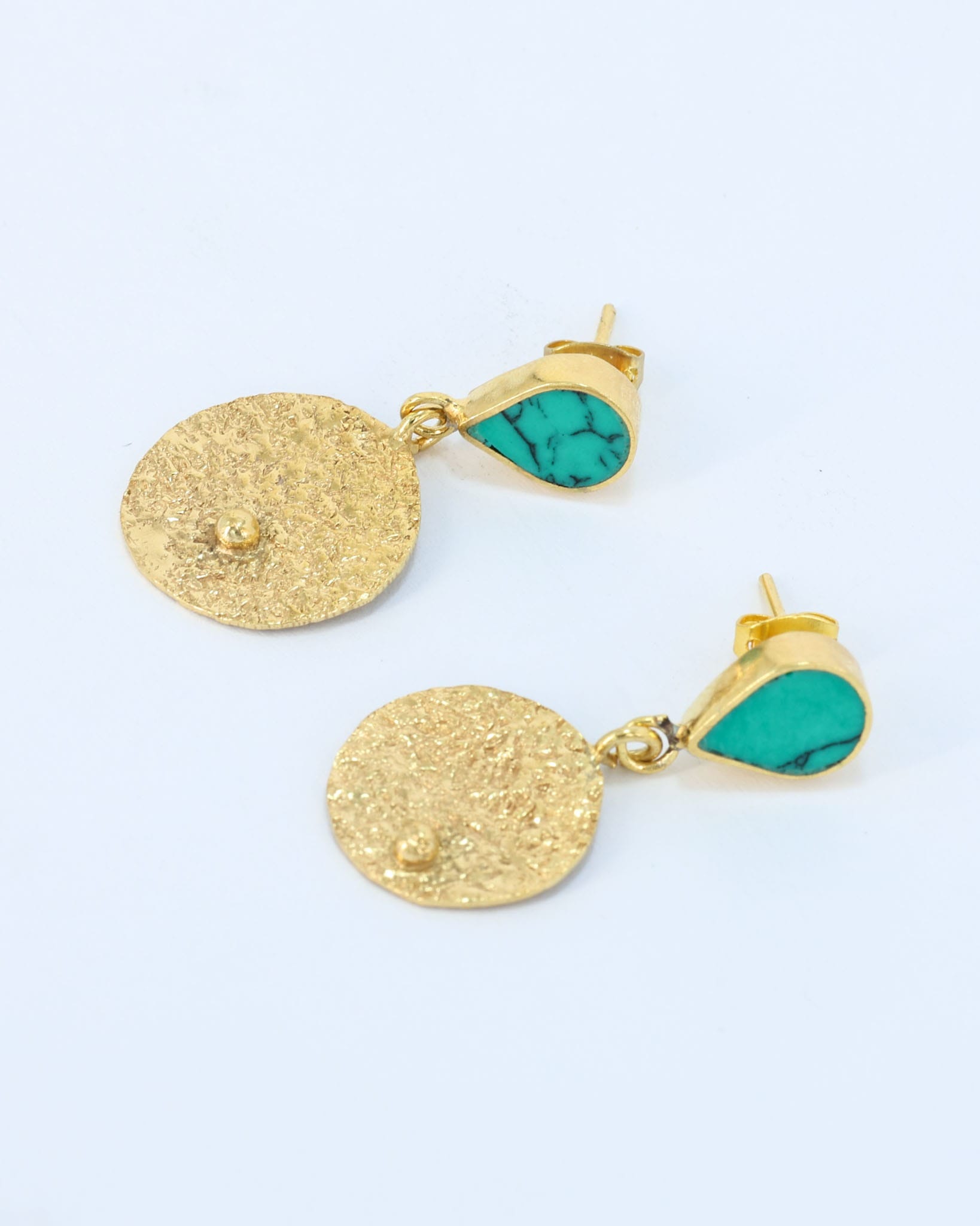 Queen Turquoise Gold Plated Drop Earrings