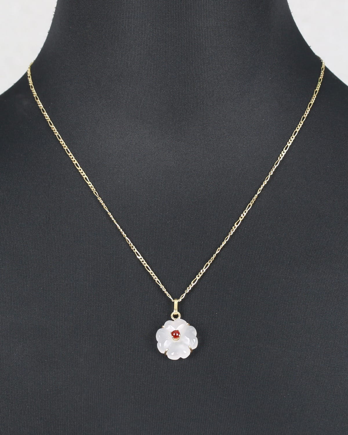 Flower Necklace with Pink Quartz