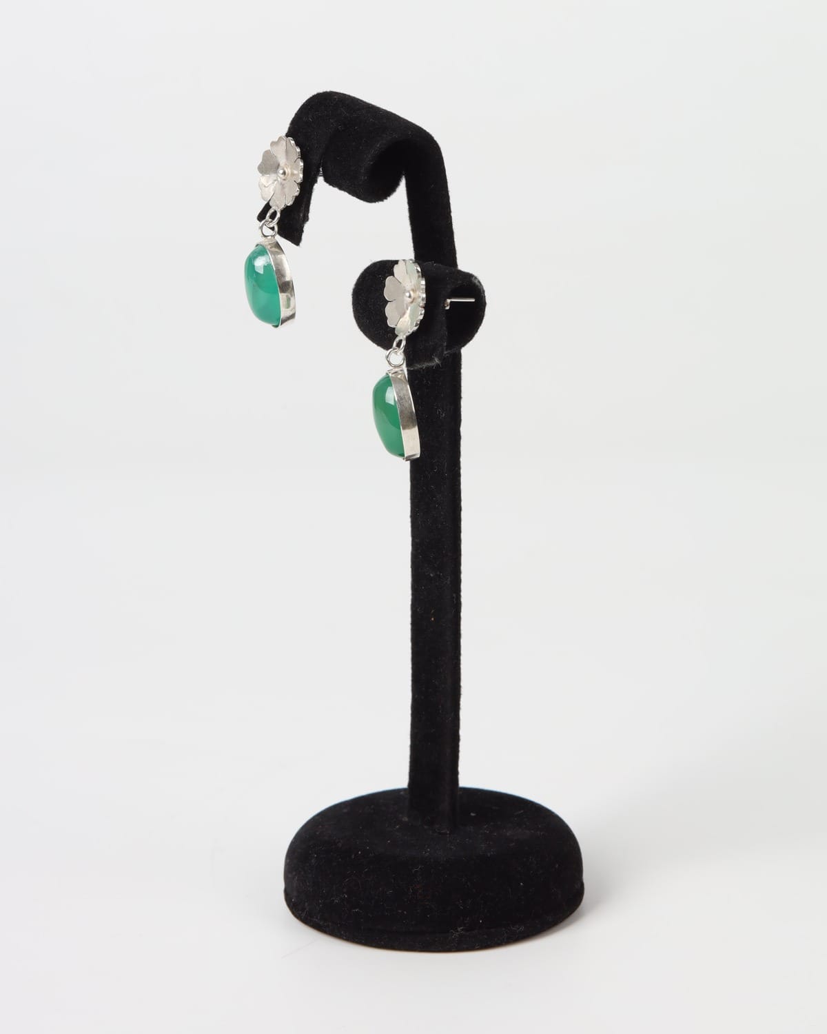 Green Agate Clover Drop Earrings – 925 Silver Elegant Design