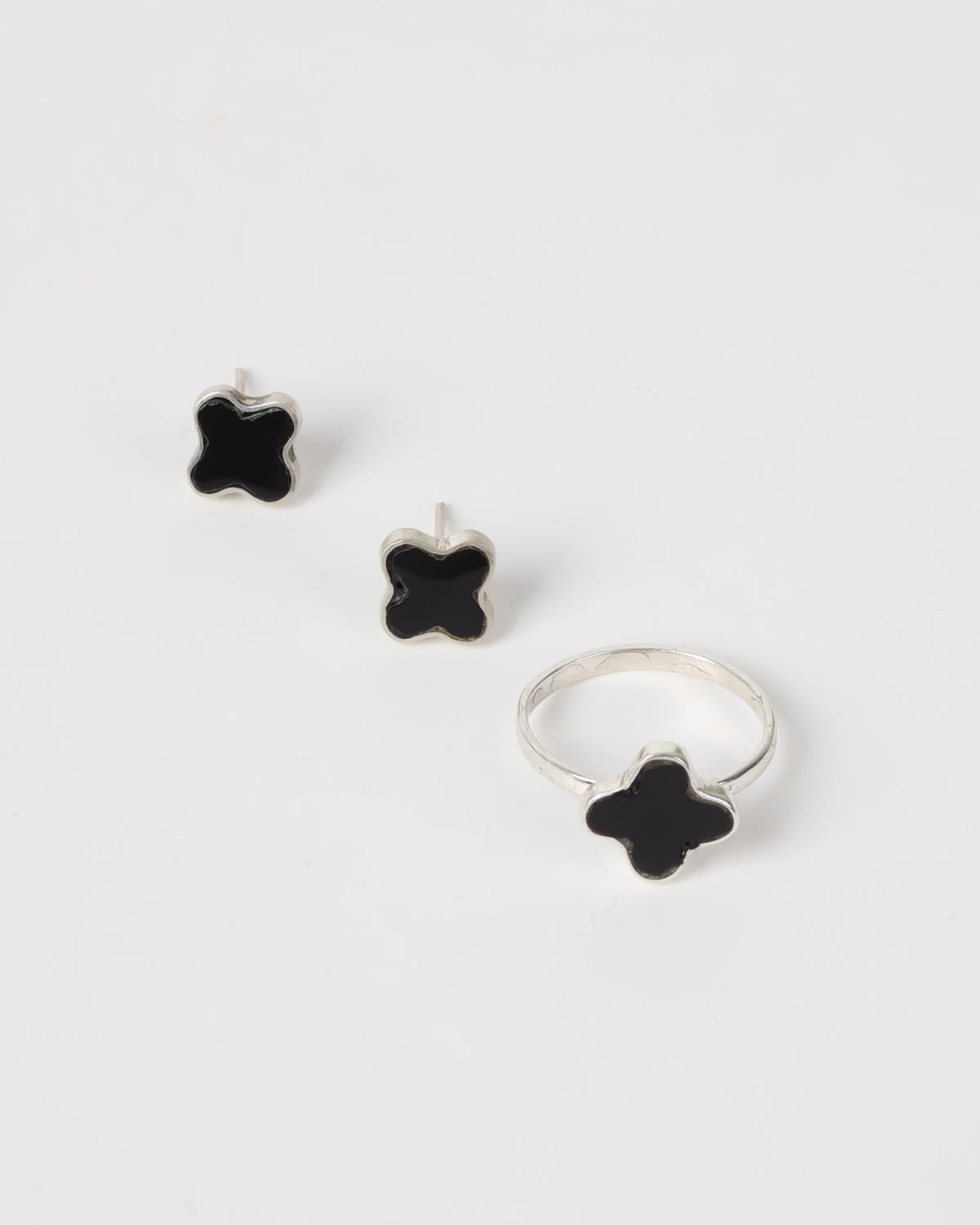 Black Clover Jewelry Set – 925 Silver Ring & Stud Earrings