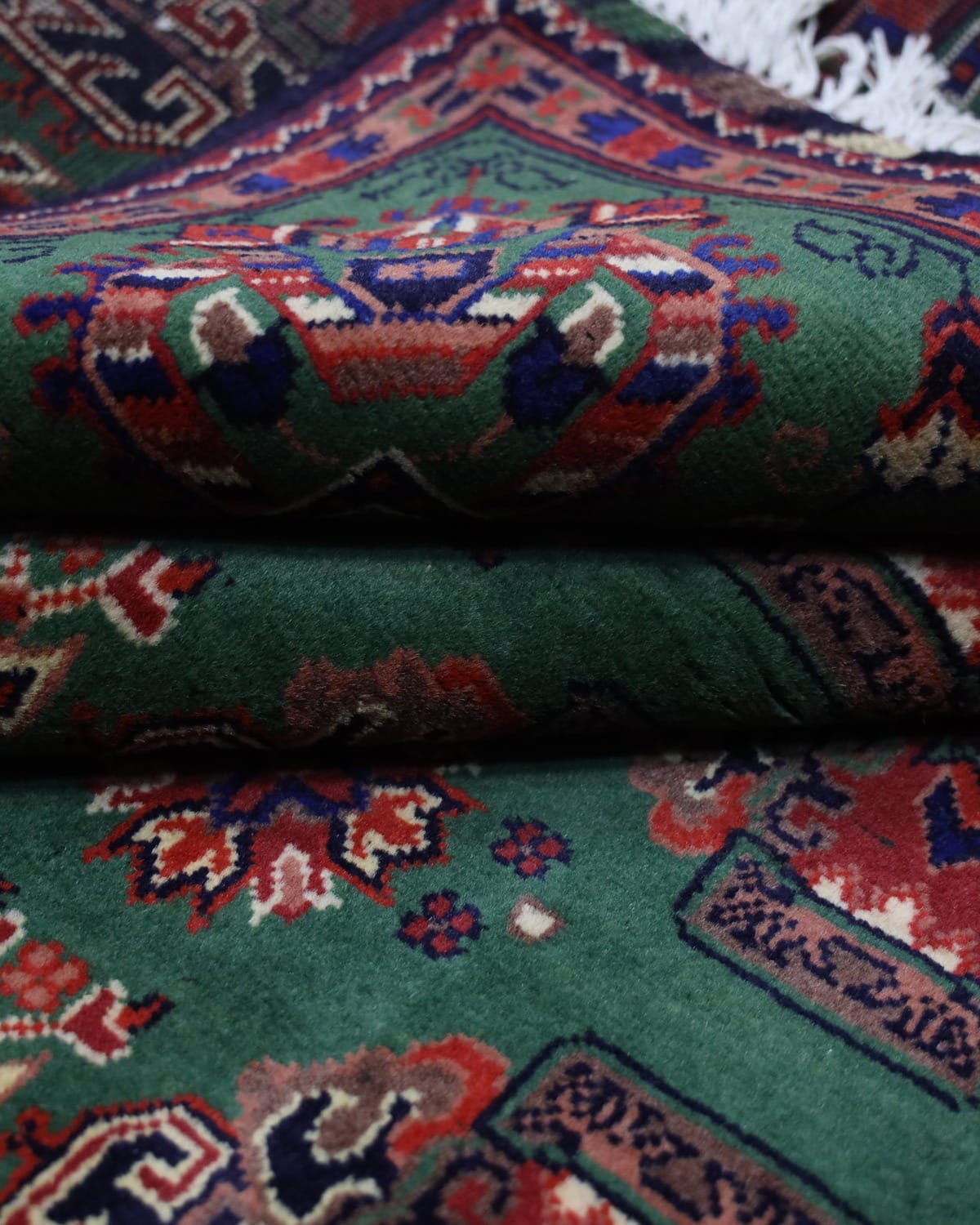 Handmade Fatnosi Design Carpet – Red & Green Turkmen Mazar i Sharif Weave