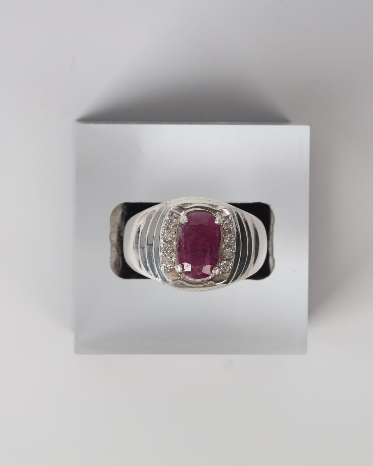 Yakut Jakdalek Sterling Silver Men’s Ring