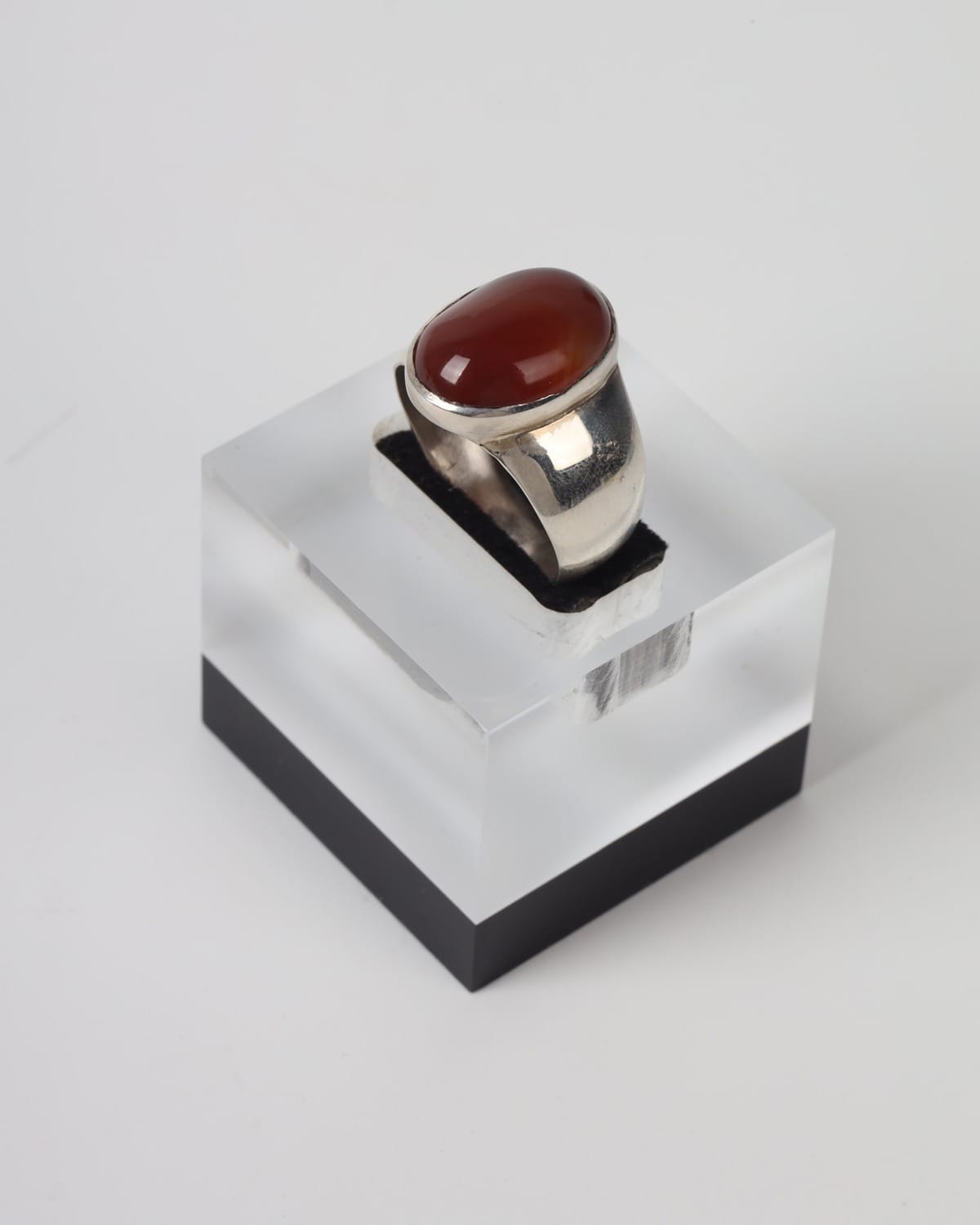 Red Yemeni Agate Men’s Silver Ring