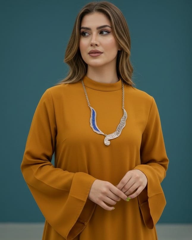 Molana Poetry Lapis Necklace – Leaf Design