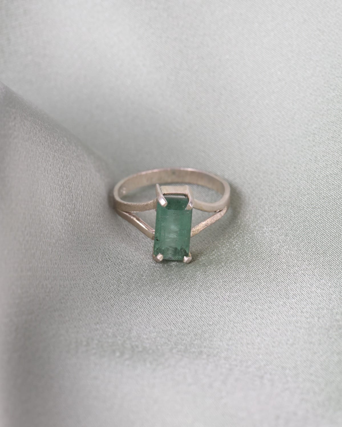 Green Tourmaline Hope Ring – 925 Sterling Silver Statement Ring