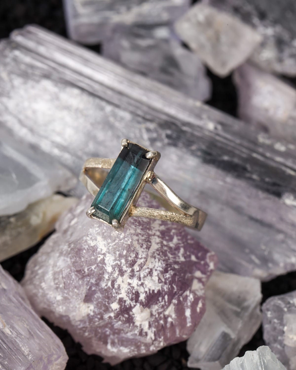 Sky Blue Tourmaline "Mehr Afarin" Ring in 925 Sterling Silver