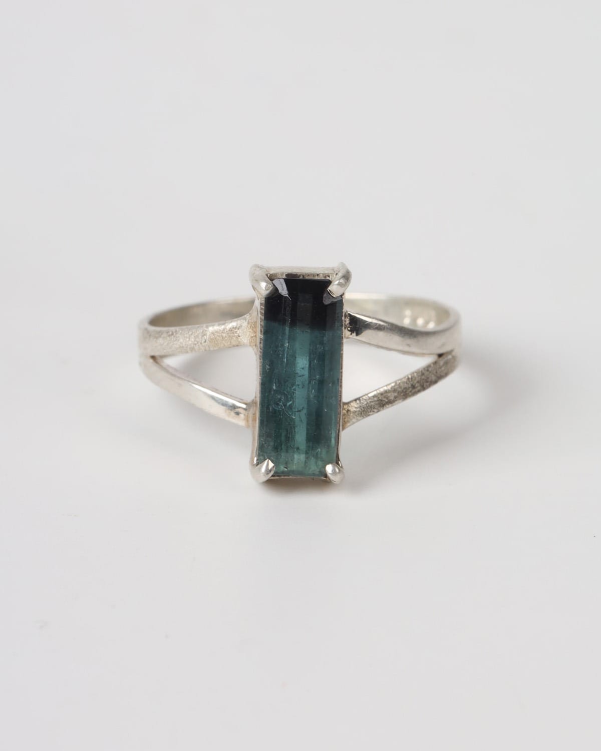 Sky Blue Tourmaline "Mehr Afarin" Ring in 925 Sterling Silver