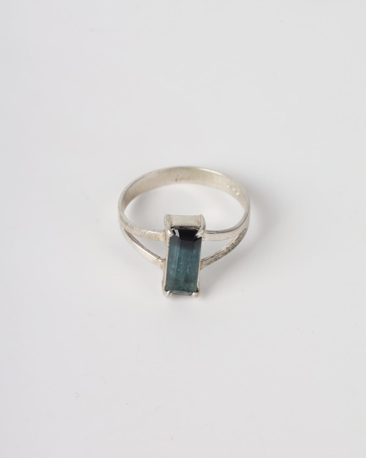 Sky Blue Tourmaline "Mehr Afarin" Ring in 925 Sterling Silver