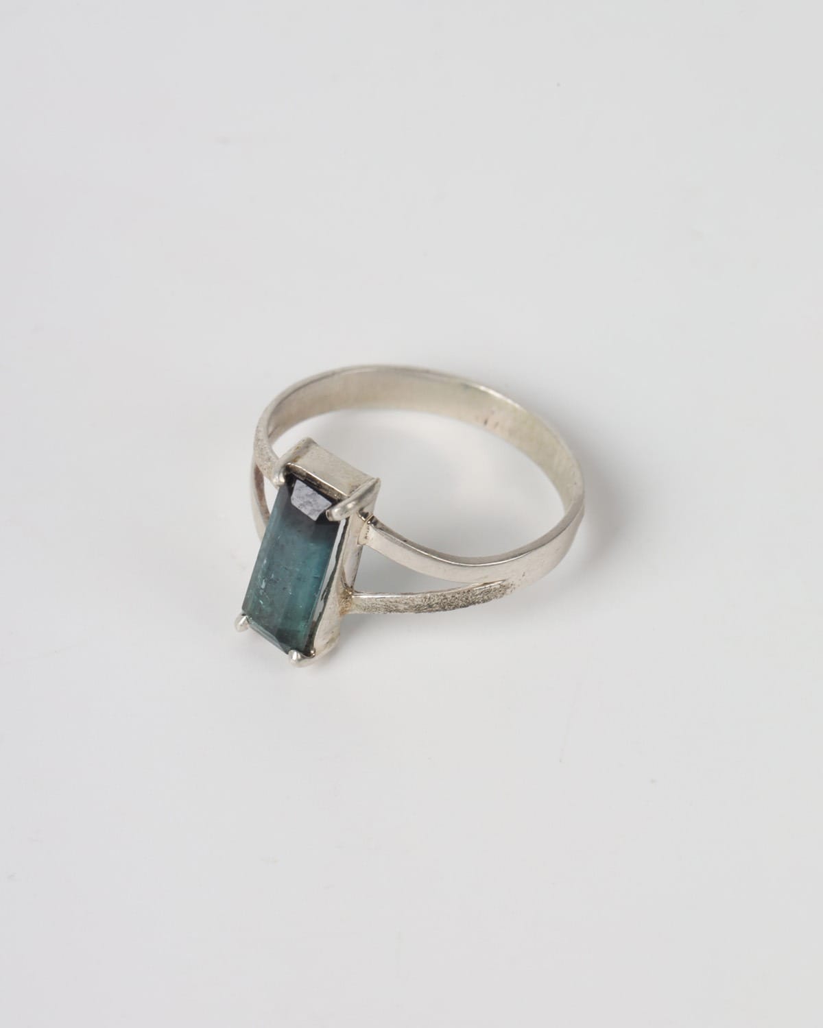 Sky Blue Tourmaline "Mehr Afarin" Ring in 925 Sterling Silver