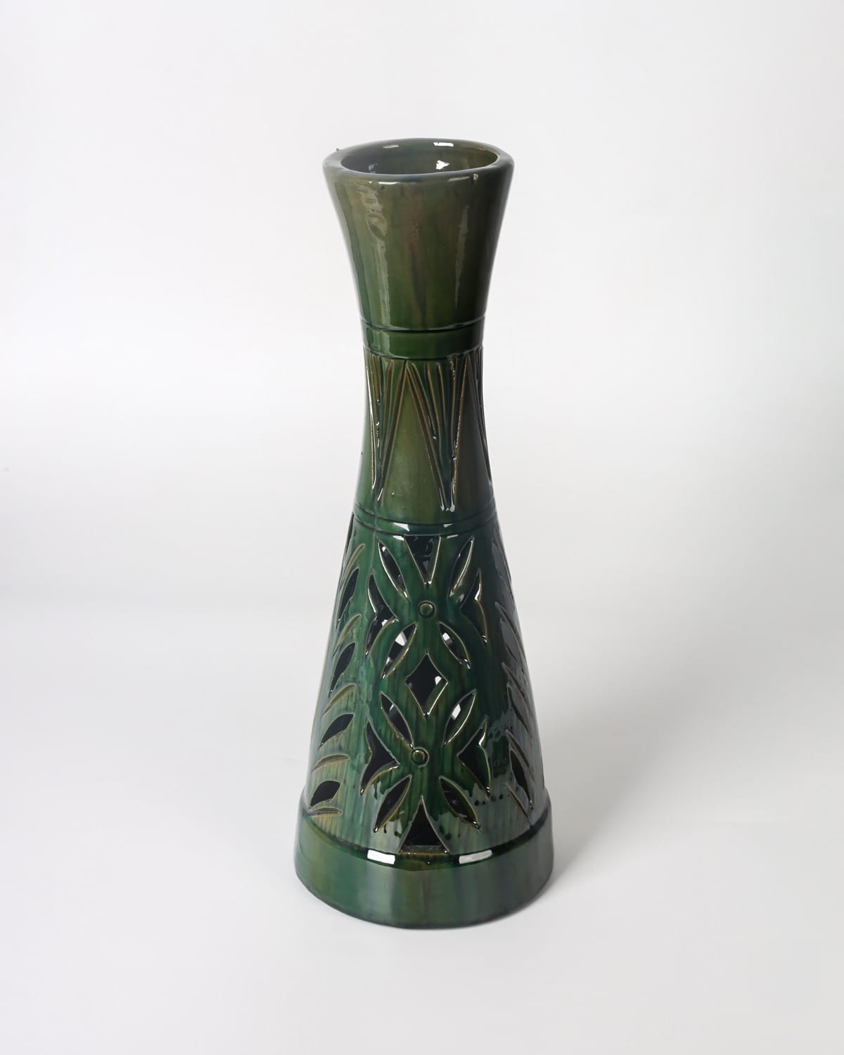Green Ceramic Vase Handcrafted Aseel Flower Vase